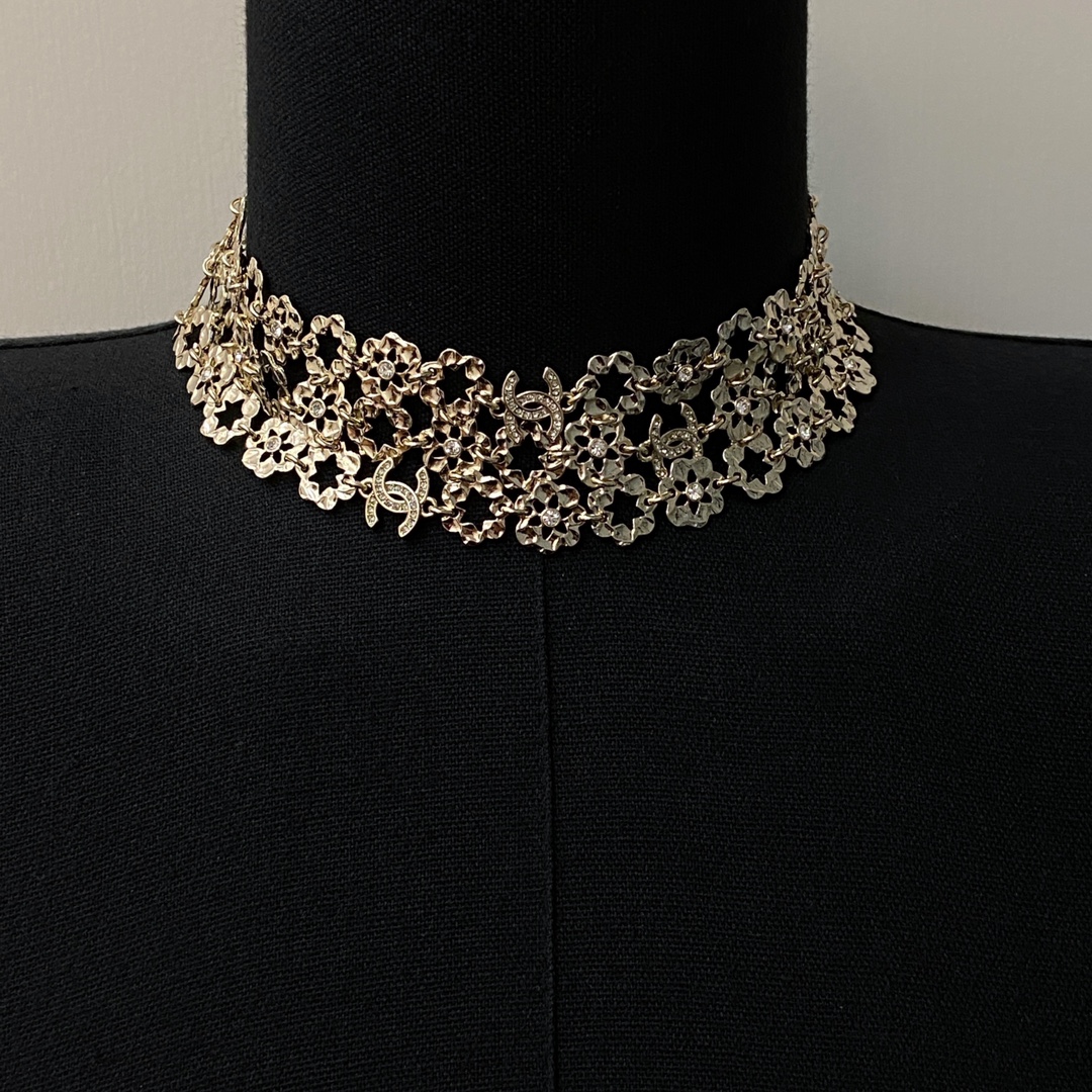 [TOP] CHANEL CC Necklace - Gold