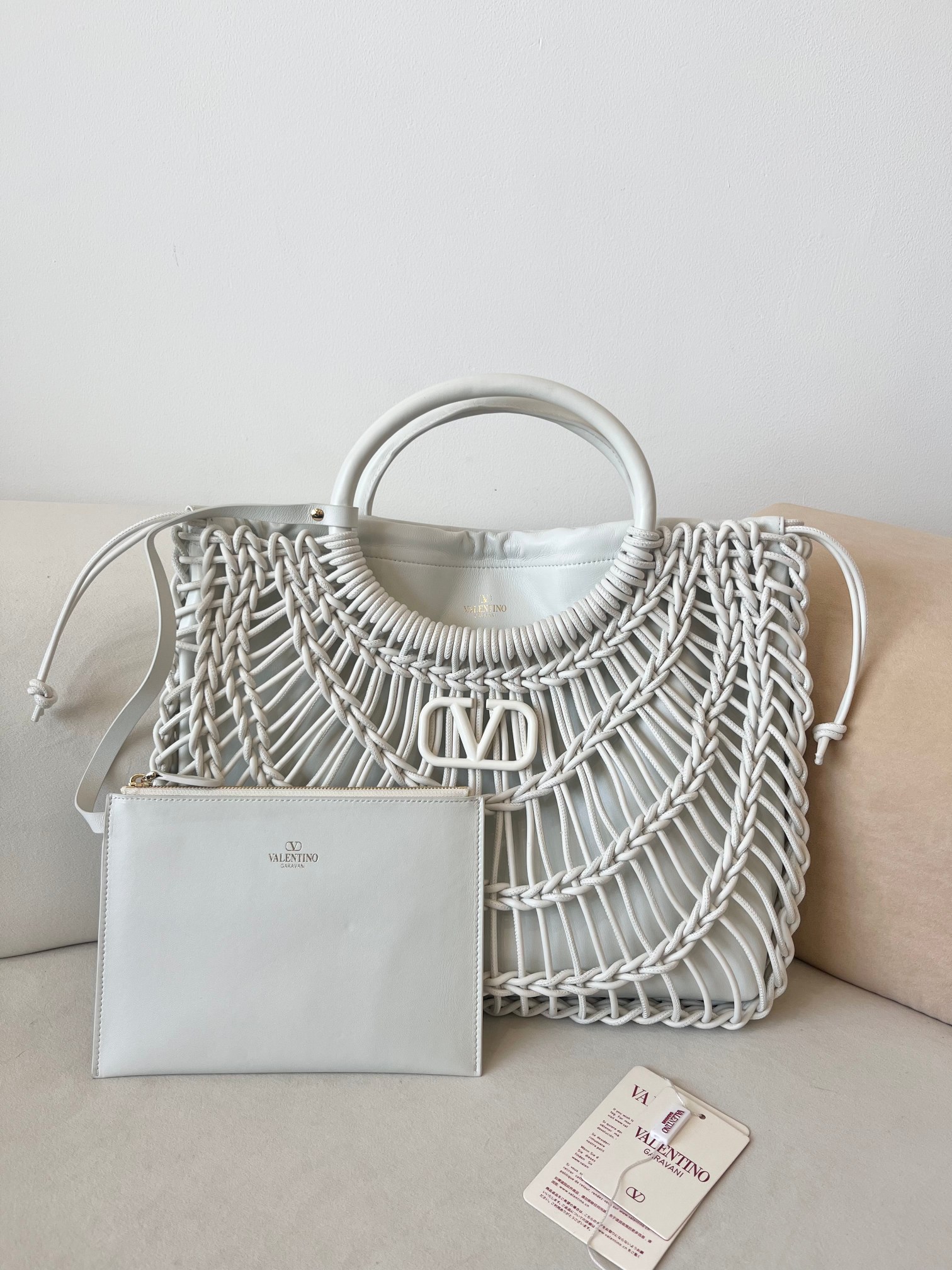 [TOP] VALENTINO Garavani Allknots Leather Braid Tote Bag Sheepskin 38*34*7cm - 3 Color