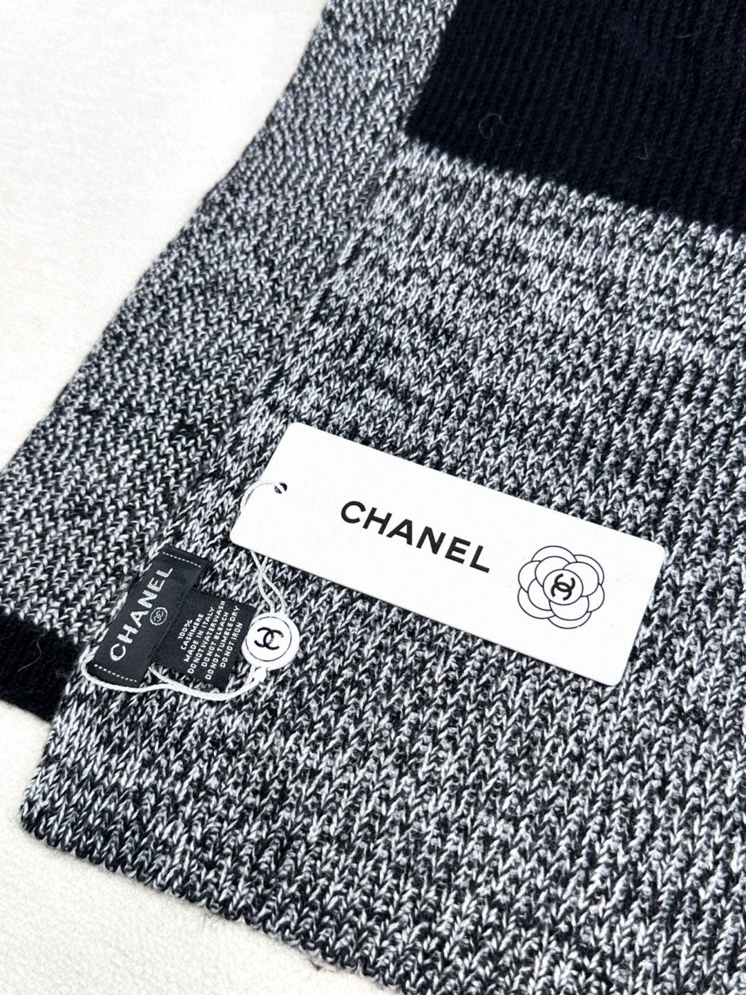 [TOP] CHANEL Cashmere Scarf 30*200cm + Hat - Gray