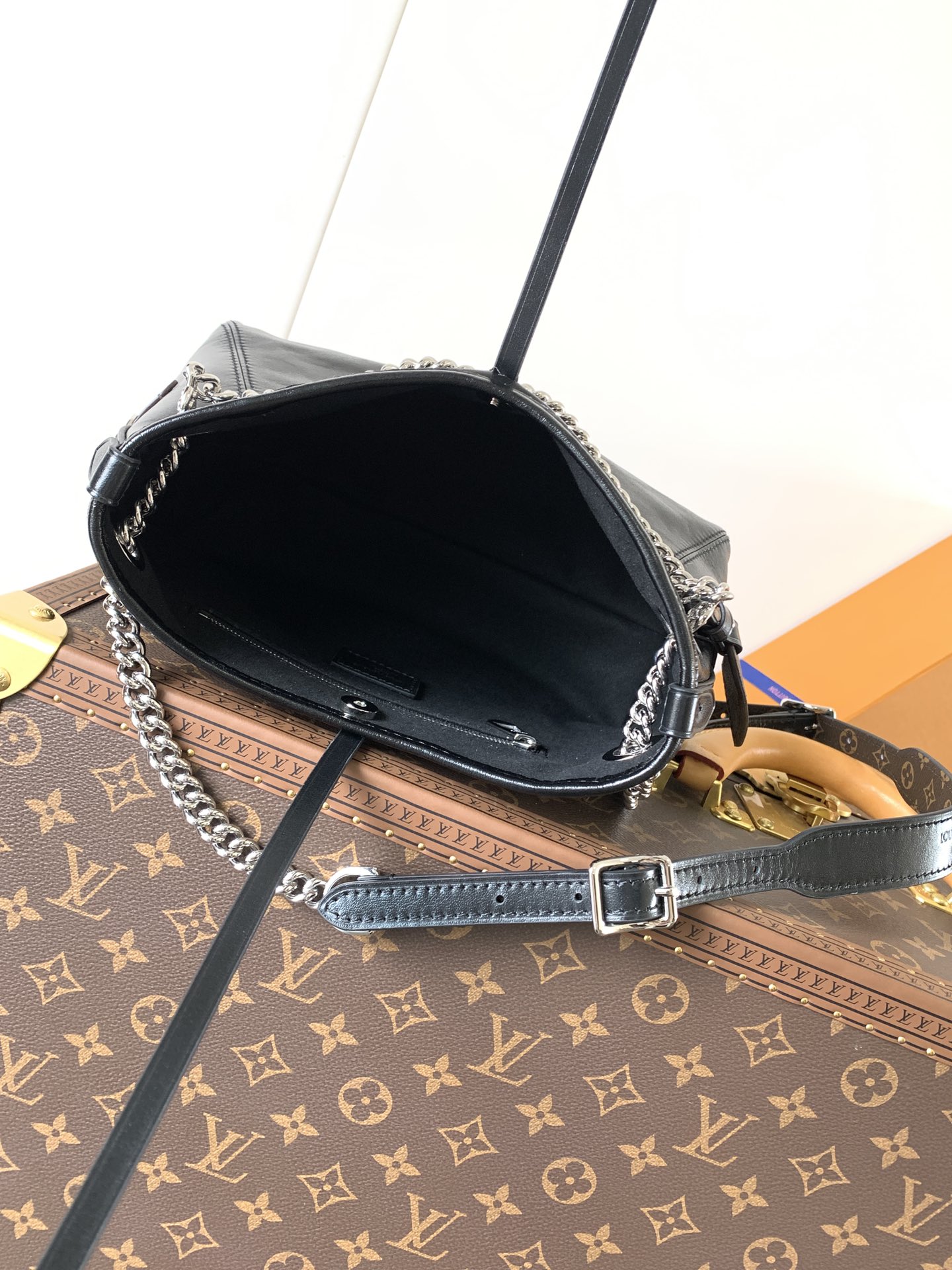 [TOP] Louis Vuitton LV Carryall Bag Lambskin BB 26x17x10cm - Black&SHW