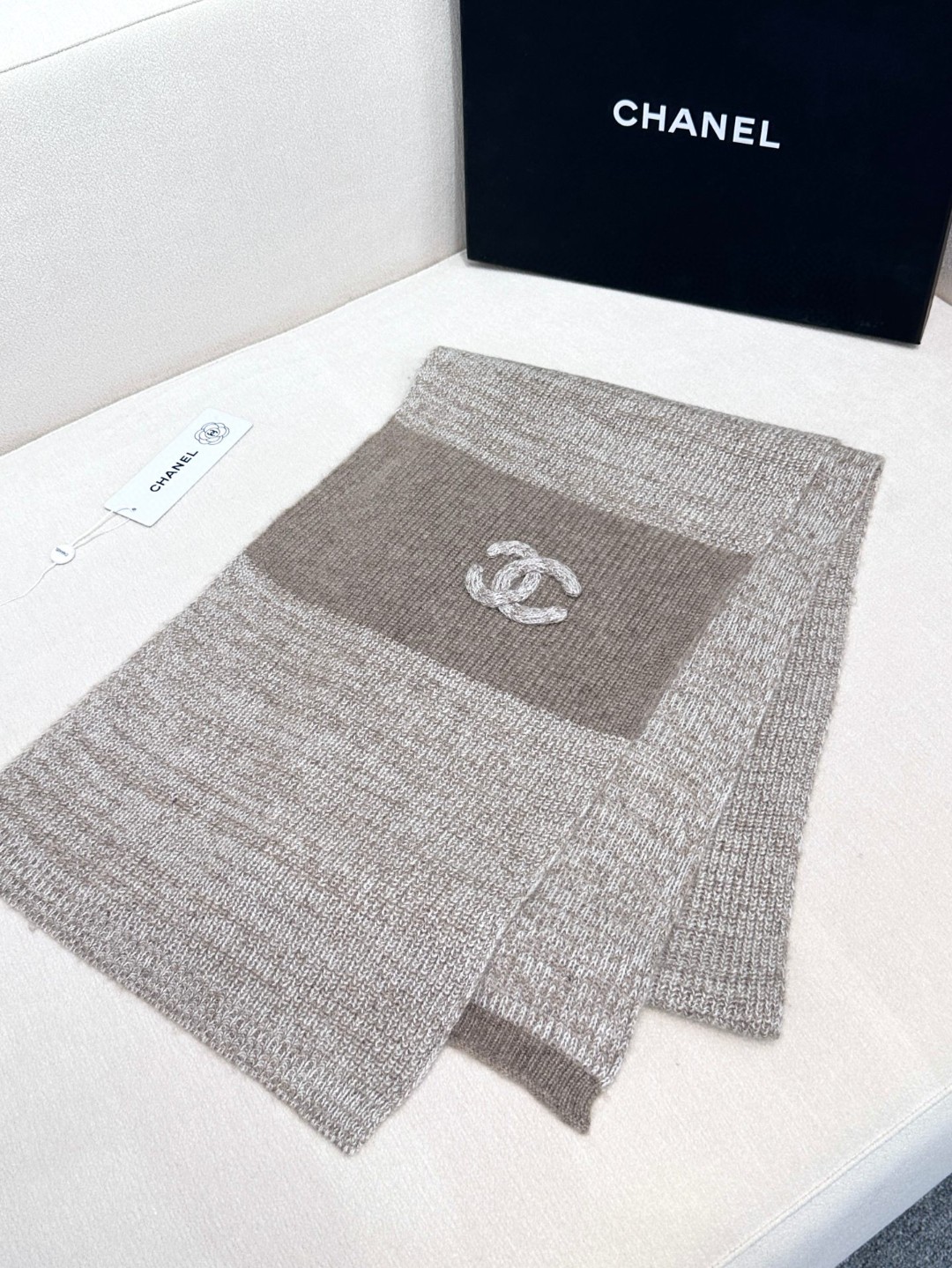 [TOP] CHANEL Cashmere Scarf 35*180cm - Khaki