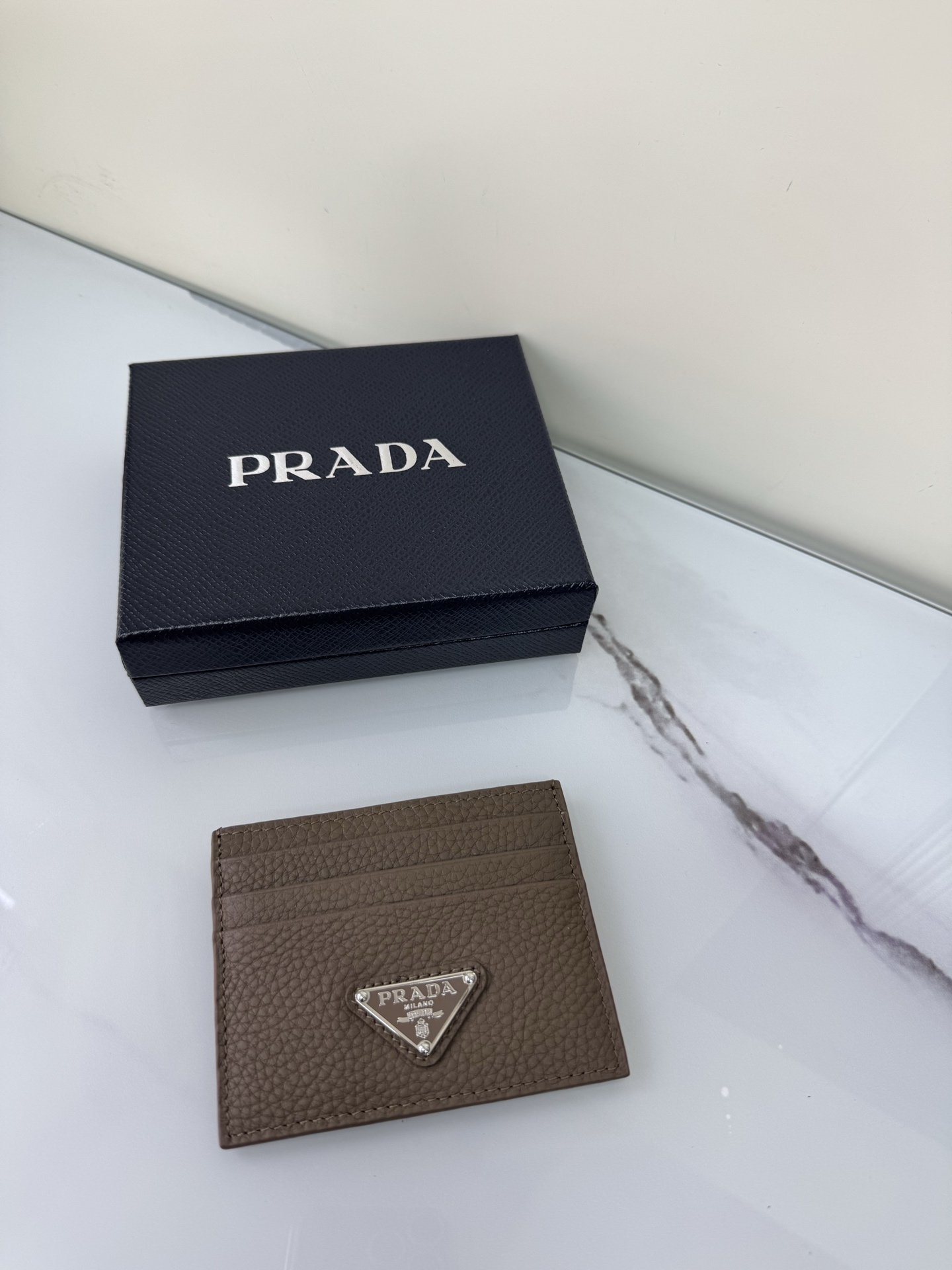 [TOP] PRADA Cowhide Card Bag - Brown