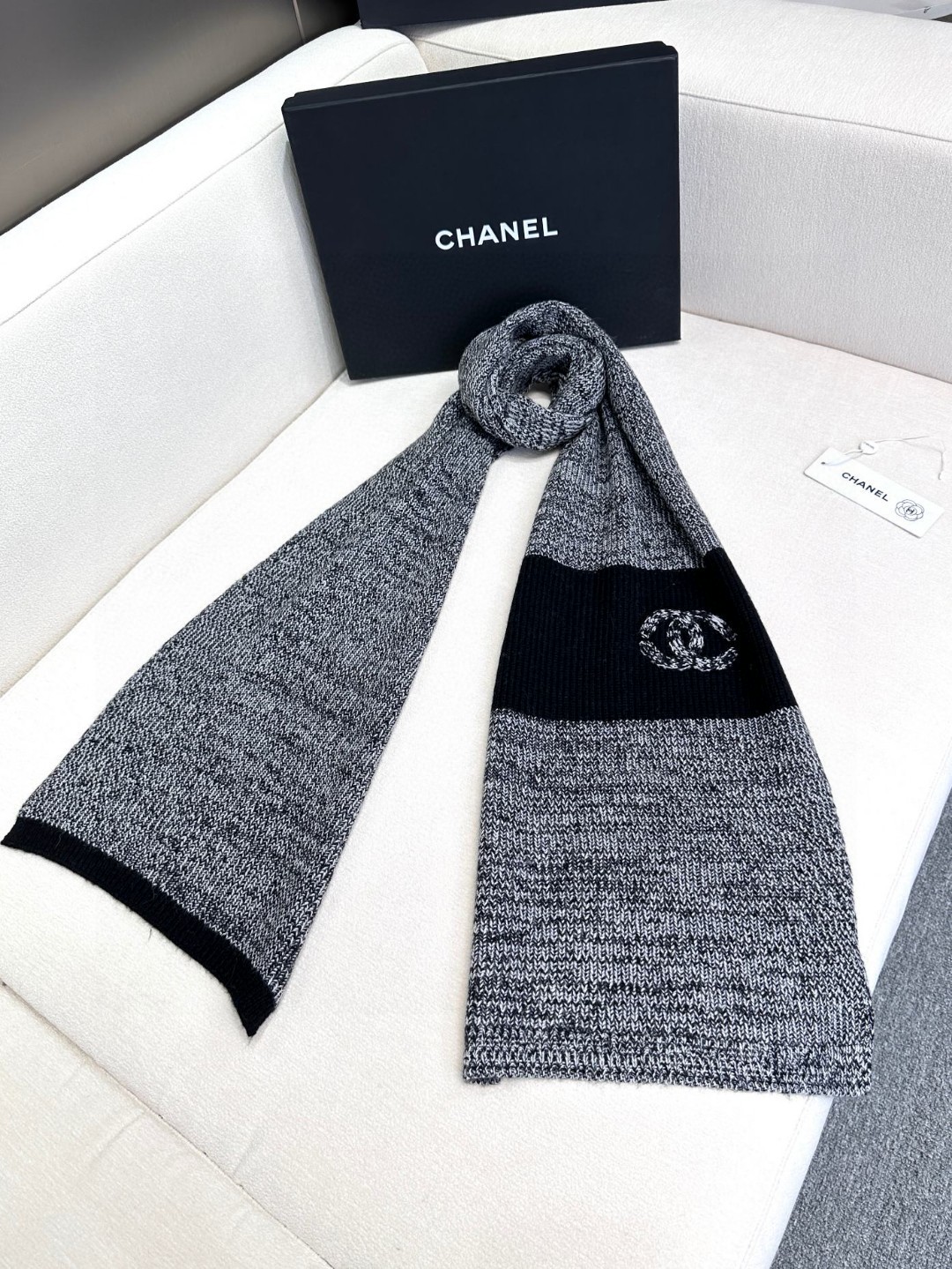 [TOP] CHANEL Cashmere Scarf 30*200cm + Hat - Gray
