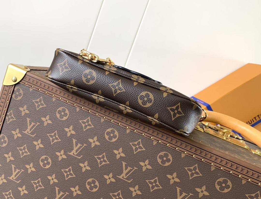 [TOP] Louis Vuitton LV Monogram Pochette Accessories Bag 13x4x22cm - Brown