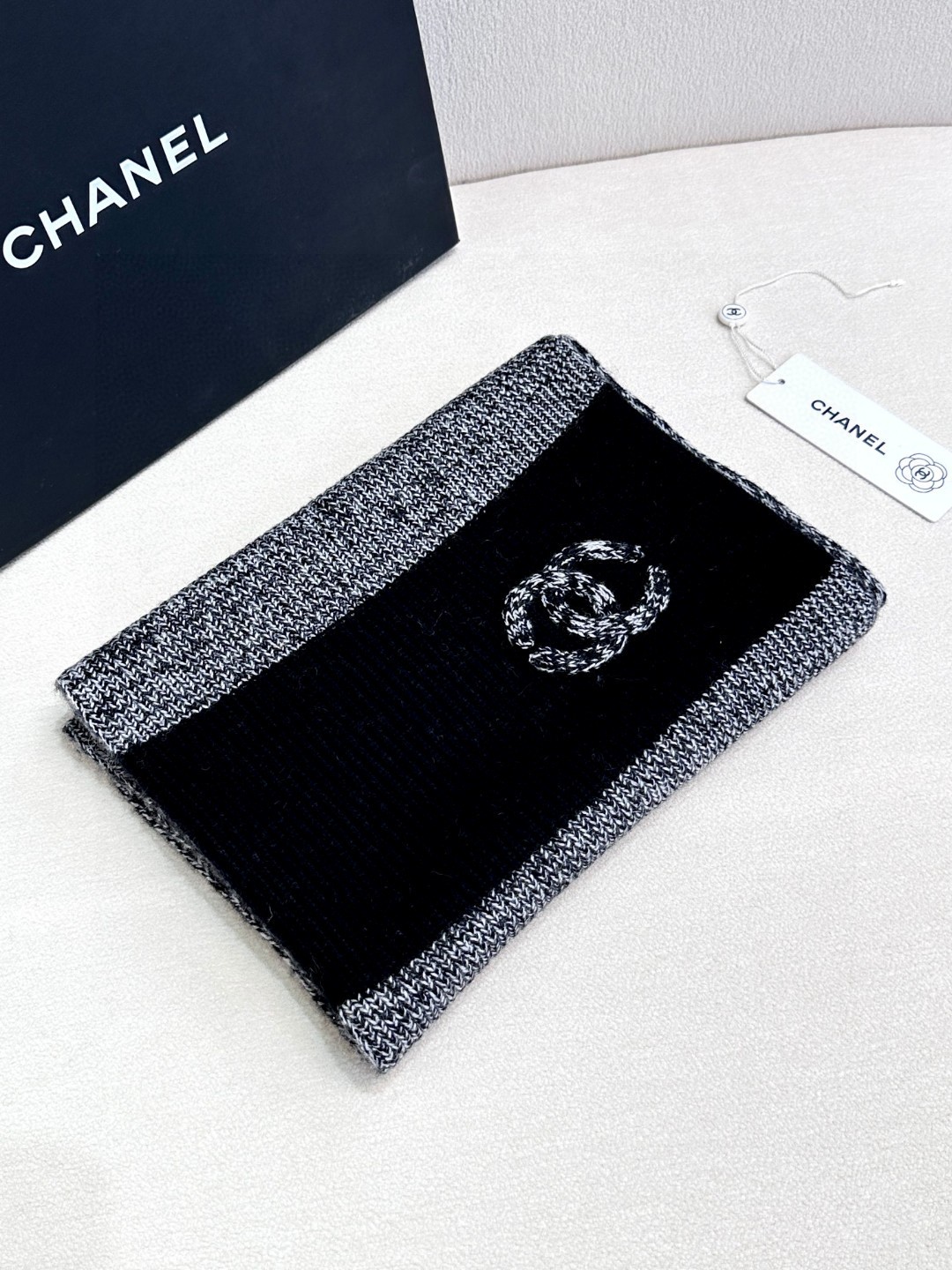 [TOP] CHANEL Cashmere Scarf 30*200cm + Hat - Gray
