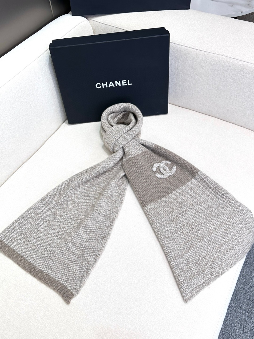 [TOP] CHANEL Cashmere Scarf 35*180cm - Khaki
