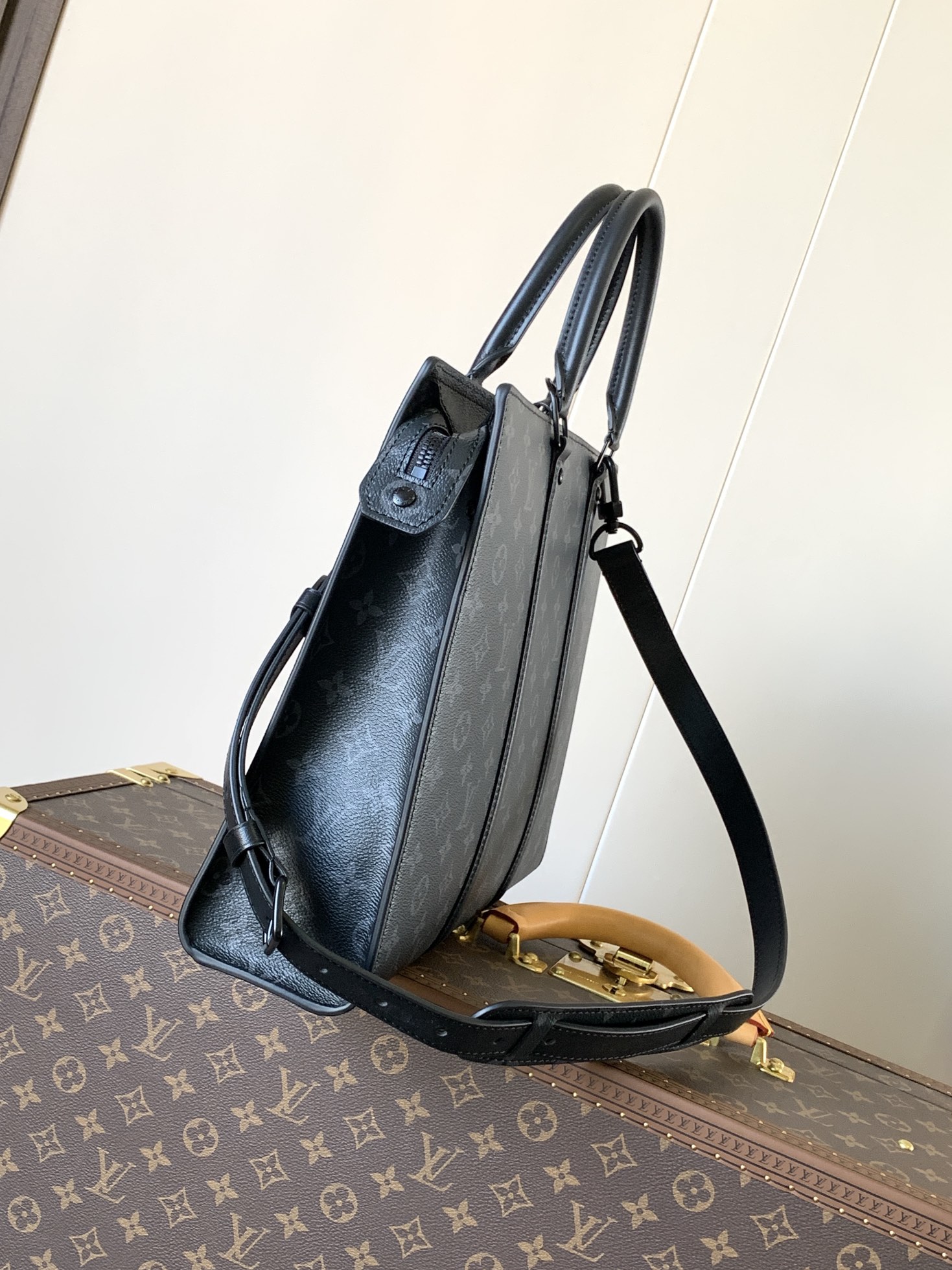 [TOP] Louis Vuitton LV Sac Plat Horizontal Zippé Briefcase AerogramMonogram Eclipse Canvas/Leather 39x31x8.5cm - Black