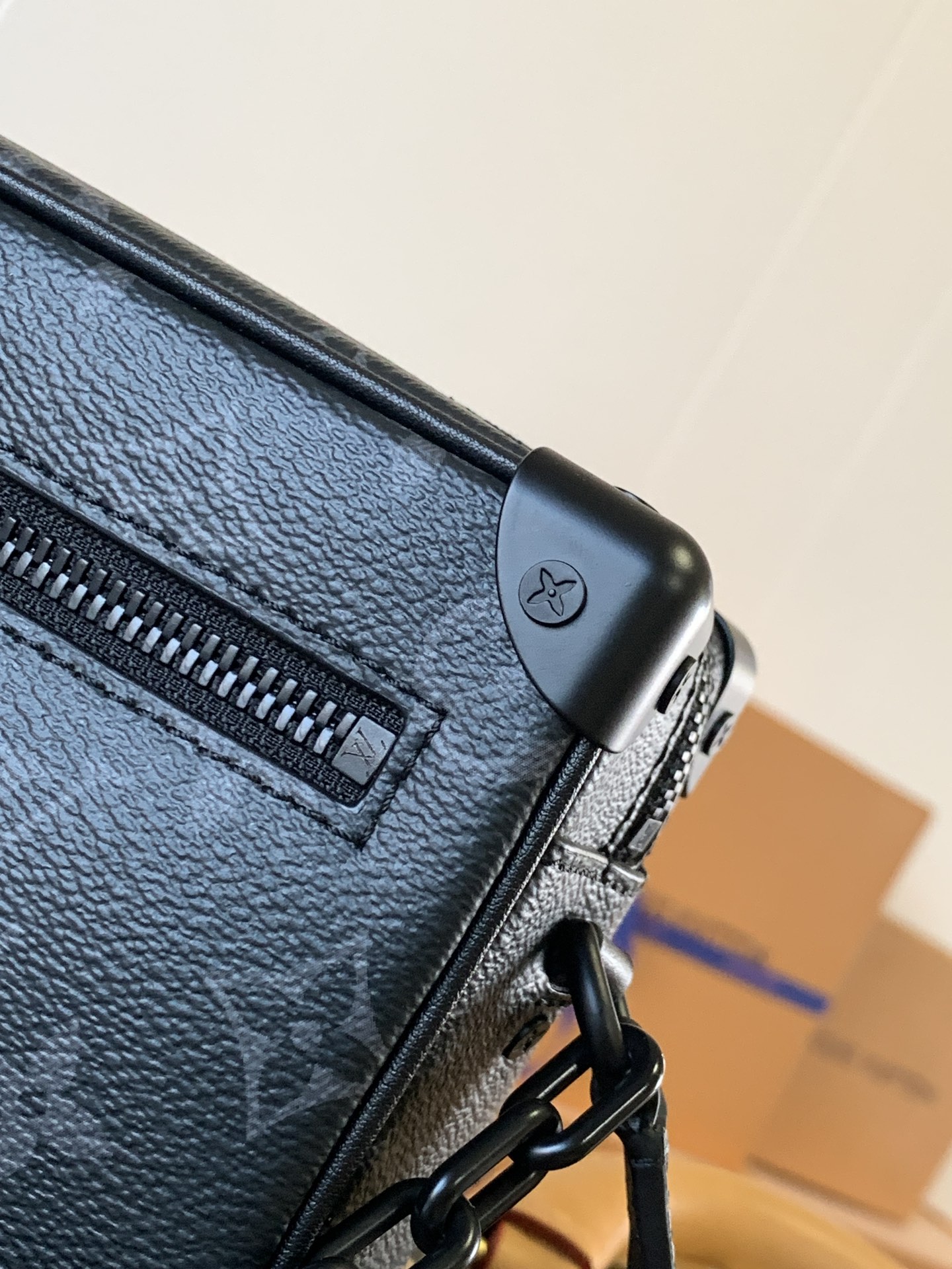 [TOP] Louis Vuitton LV Soft Trunk Bag Monogram Eclipse Canvas Mini 18.5x13x8cm - Black