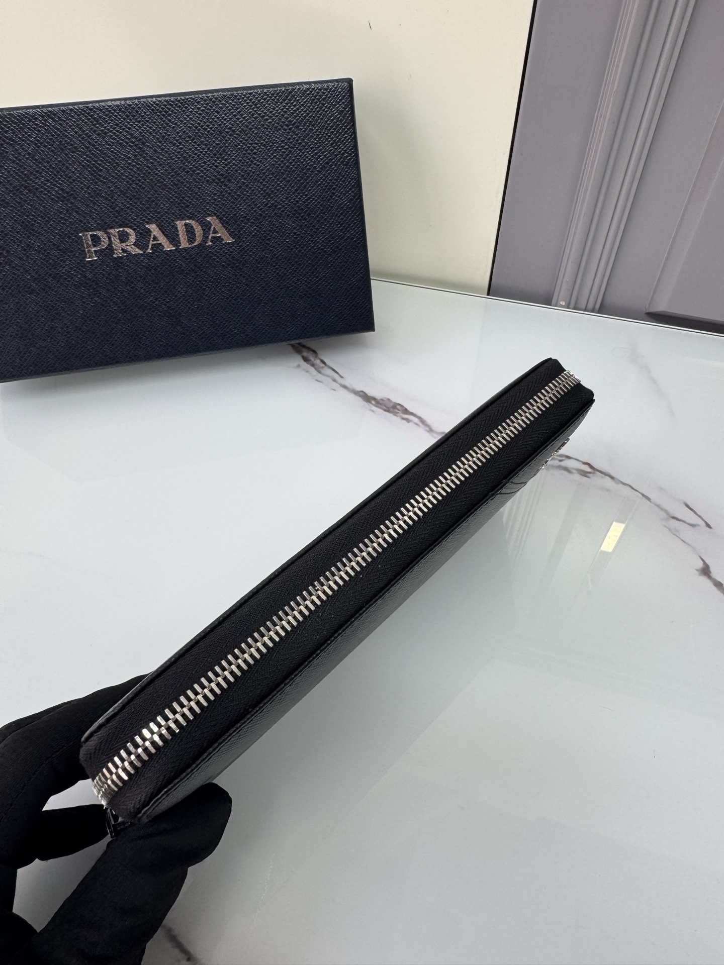 [TOP] PRADA Cowhide Leather Wallet 20cm×10.3cm - Black