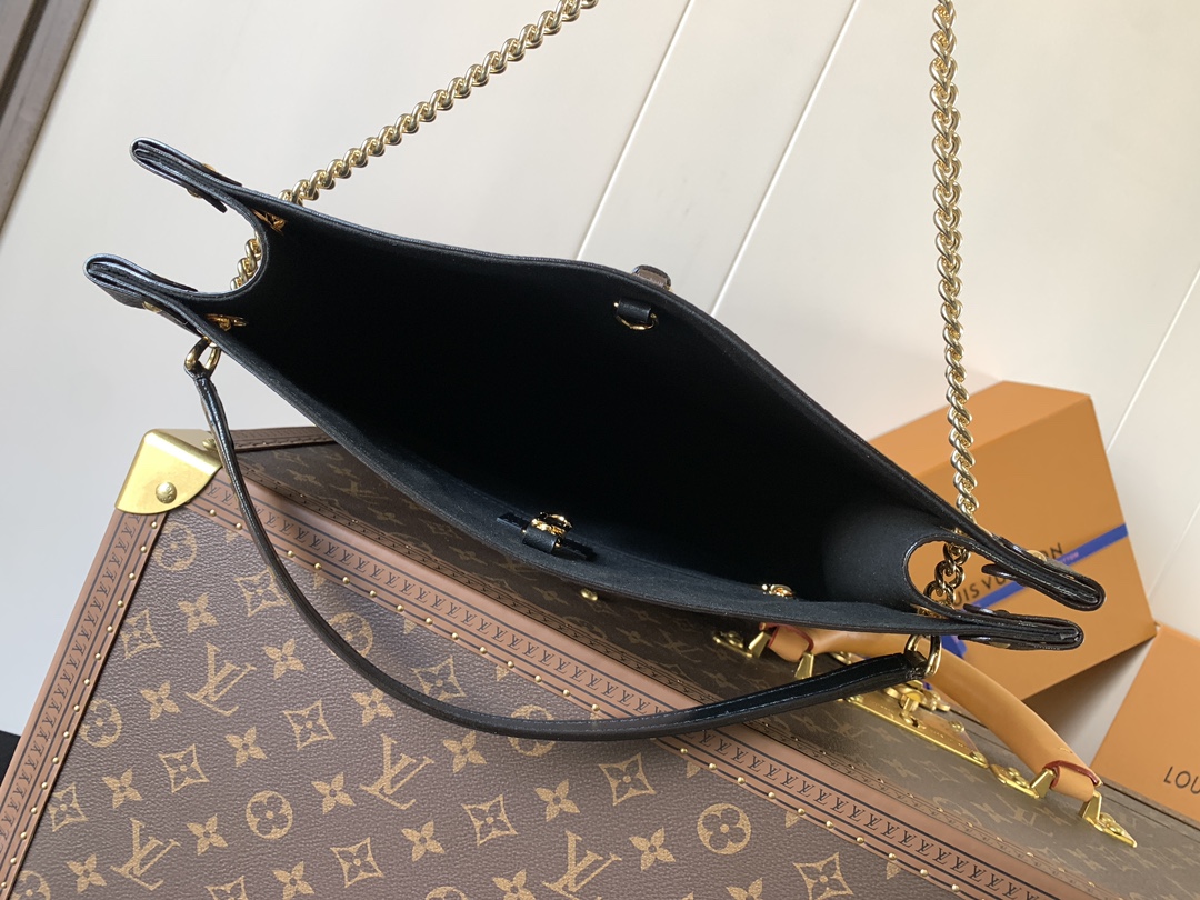 [TOP] Louis Vuitton LV Cruise Nova Bag Calfskin 36x10x37cm - Black