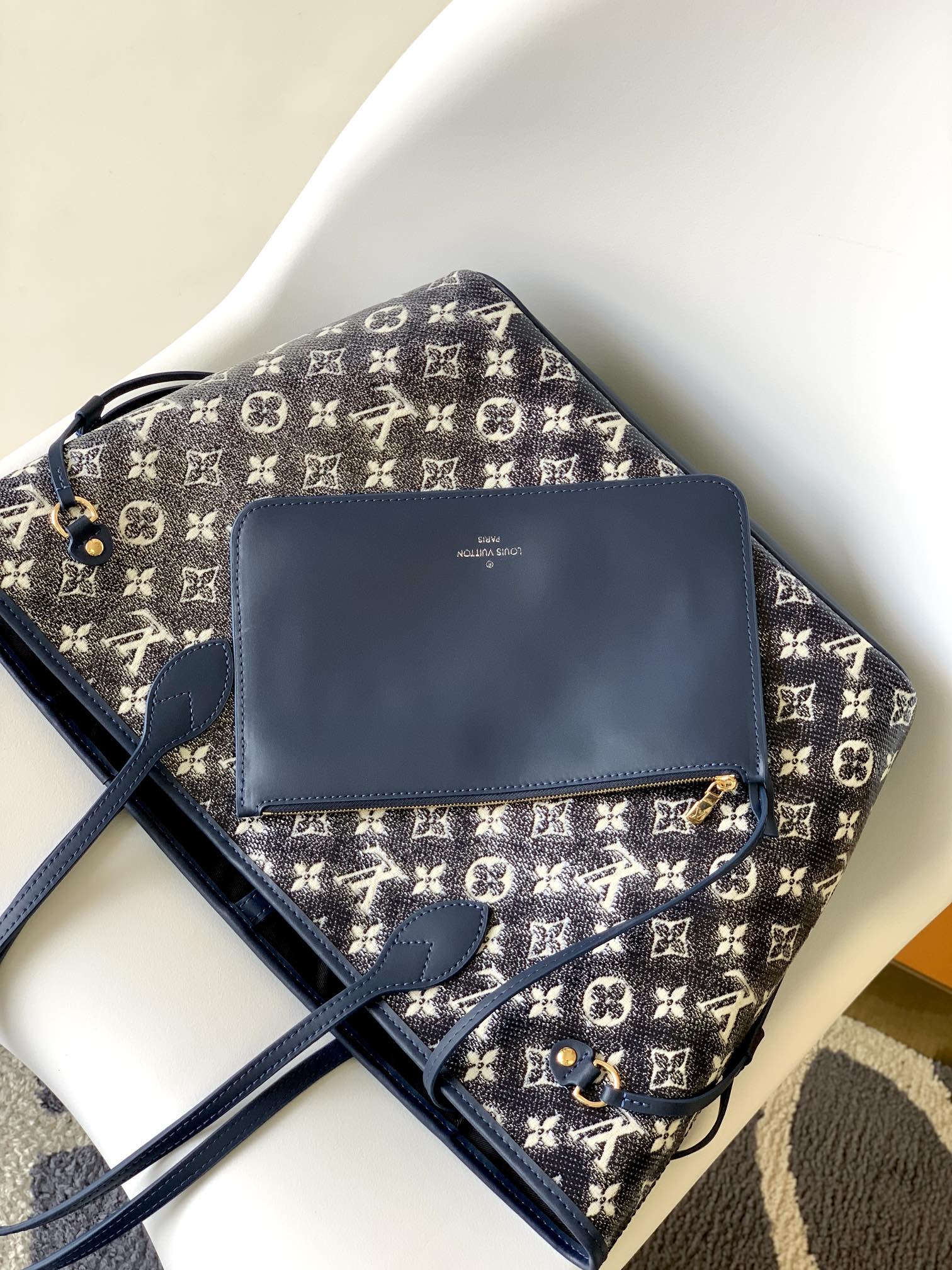 [TOP] Louis Vuitton LV Neverful Bag Monogram Coated Canvas 31x28x14cm - Navy Blue