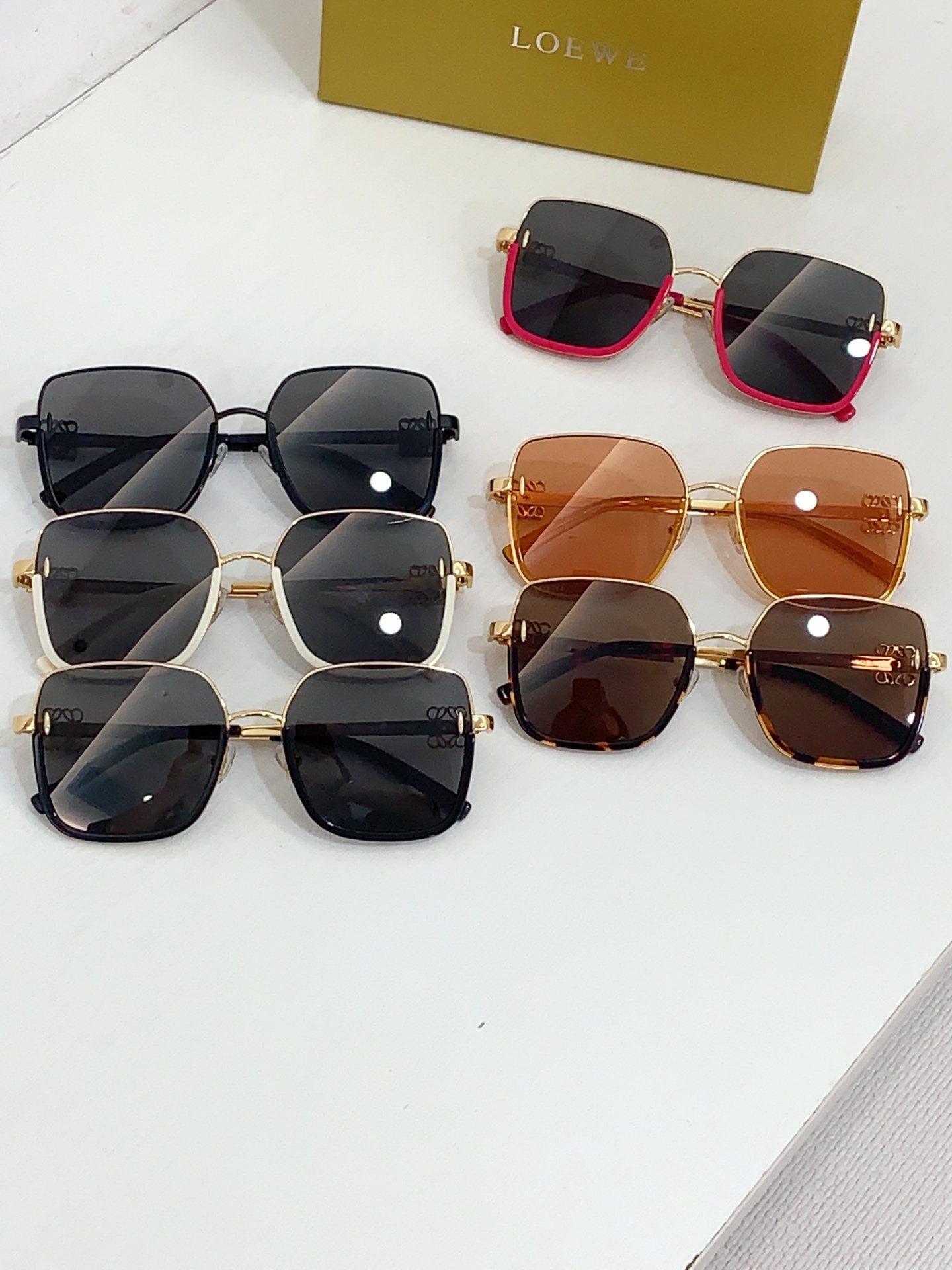 [TOP] LOEWE Sunglasses - 6 Color