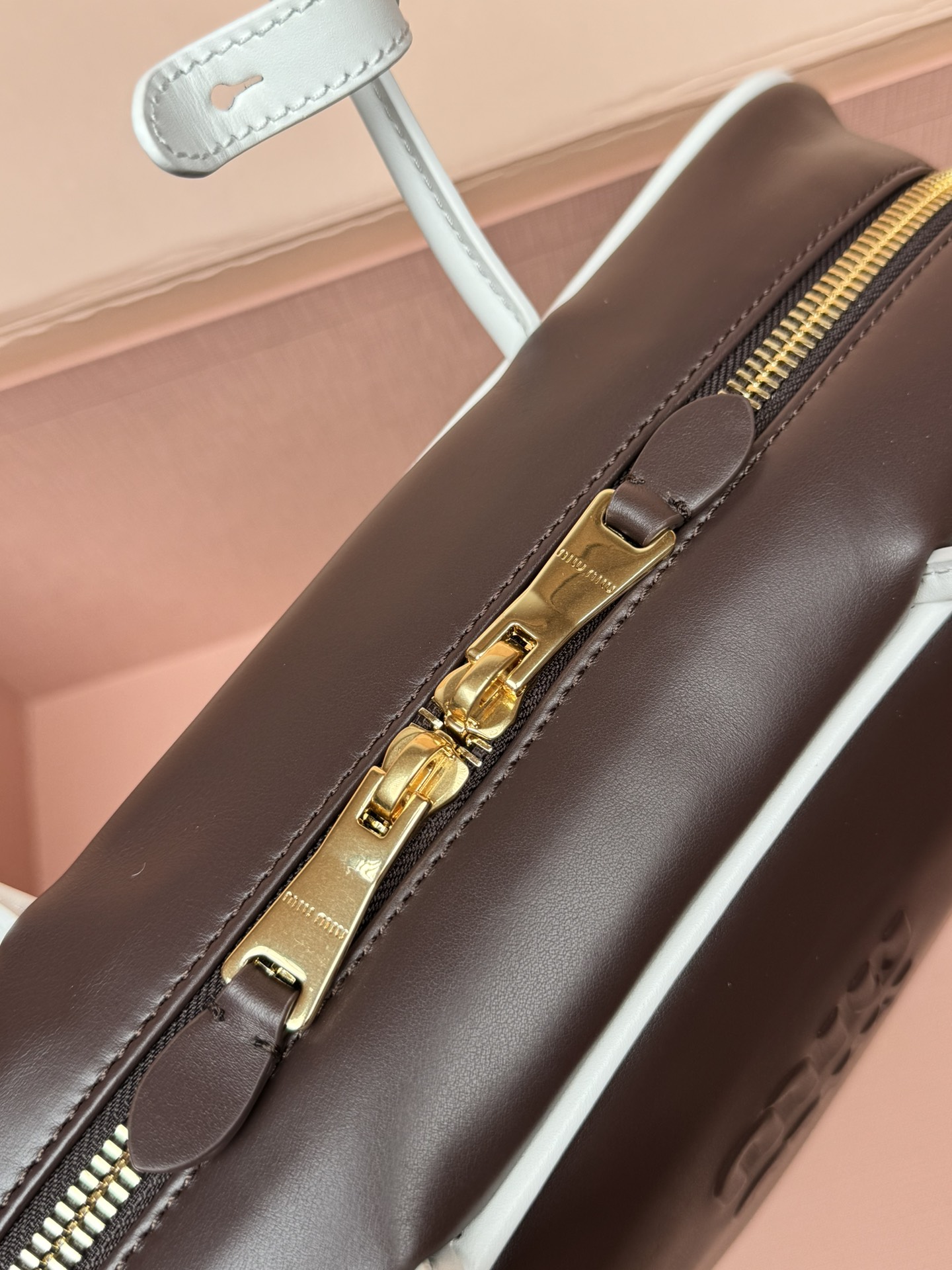 [TOP] Miu Miu Cow Leather Handbag 34x23x10cm - Chocolate