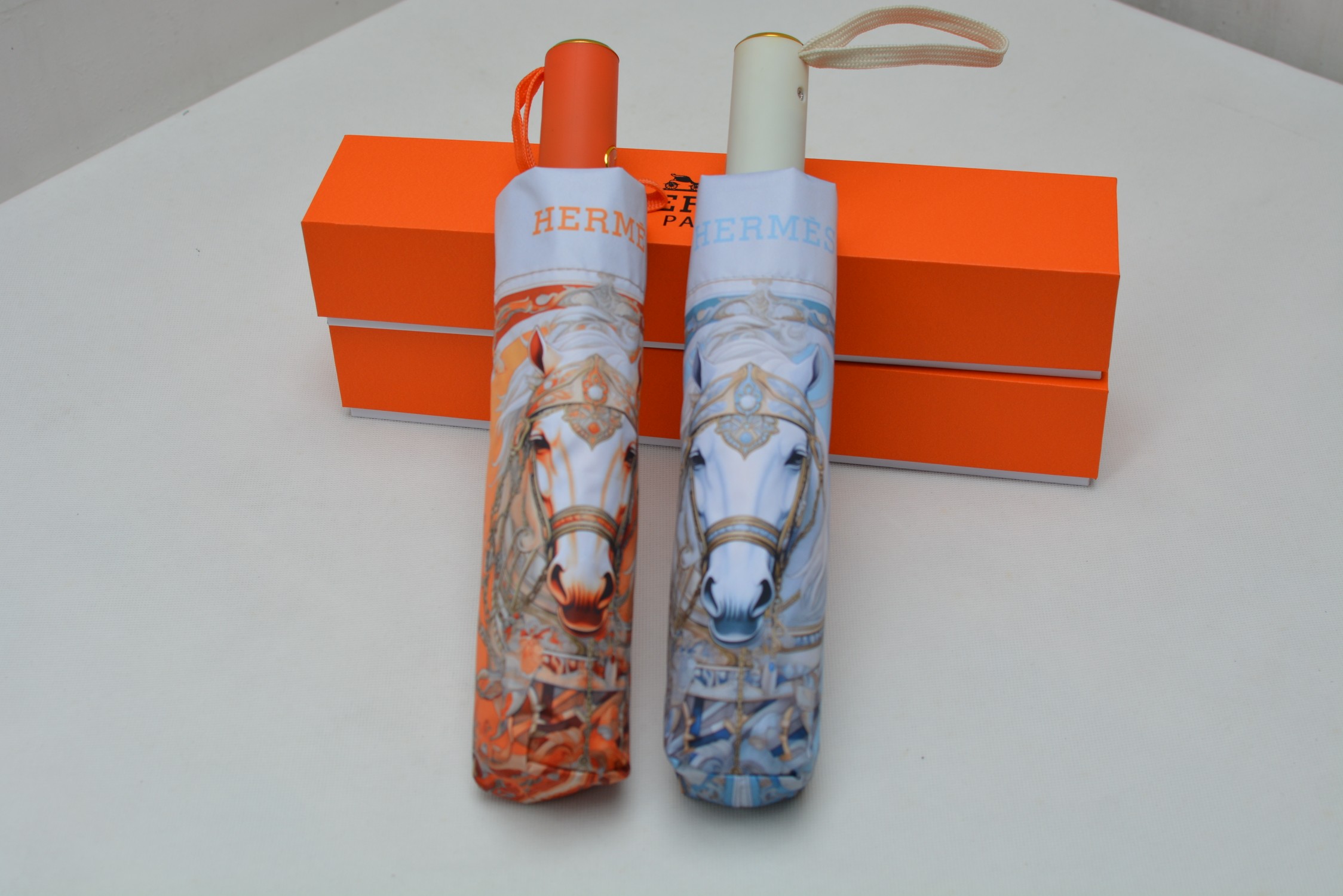 [TOP] HERMES Horse Carriage Umbrella - 2 Colors