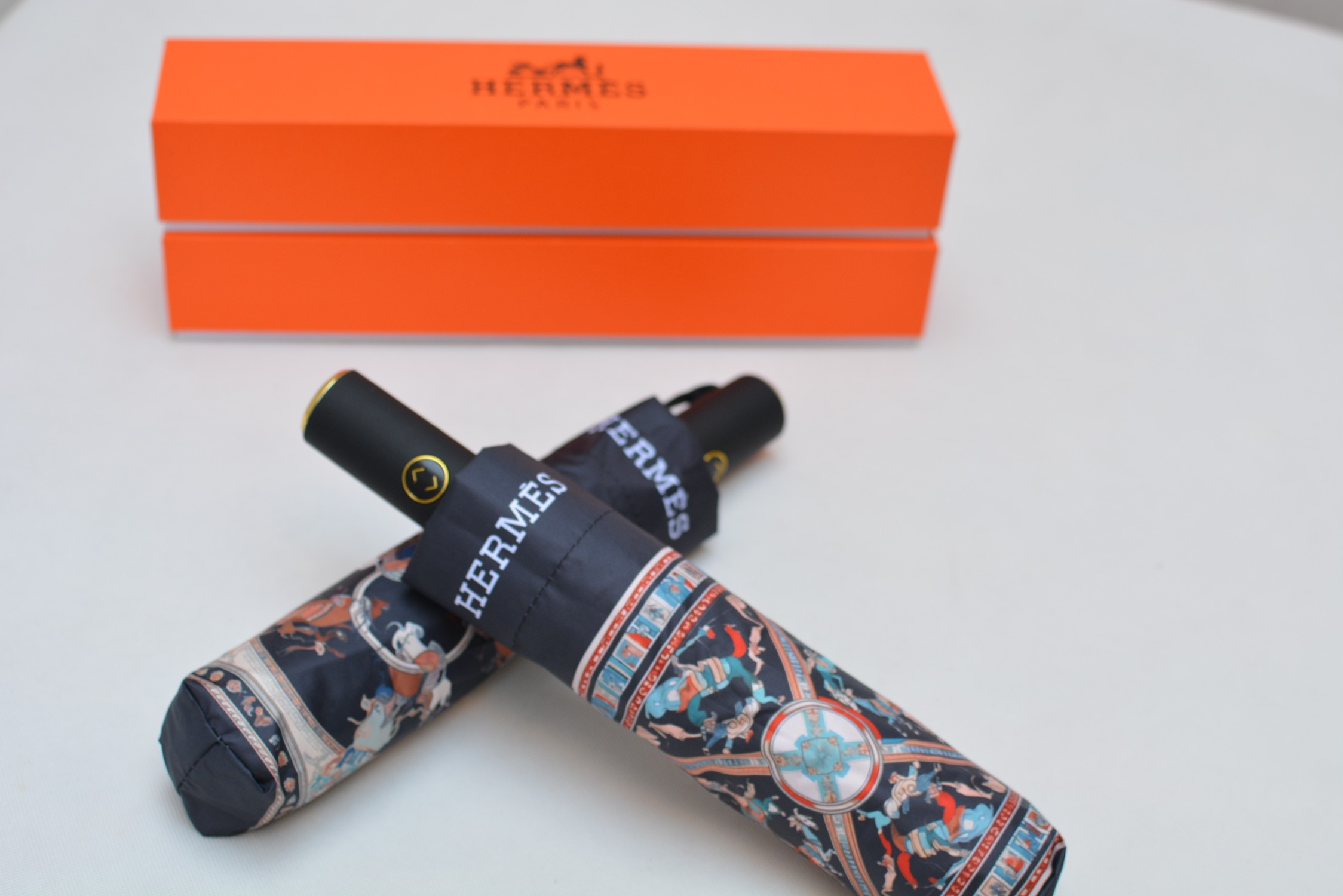 [TOP] HERMES Horse Carriage Umbrella - 2 Colors