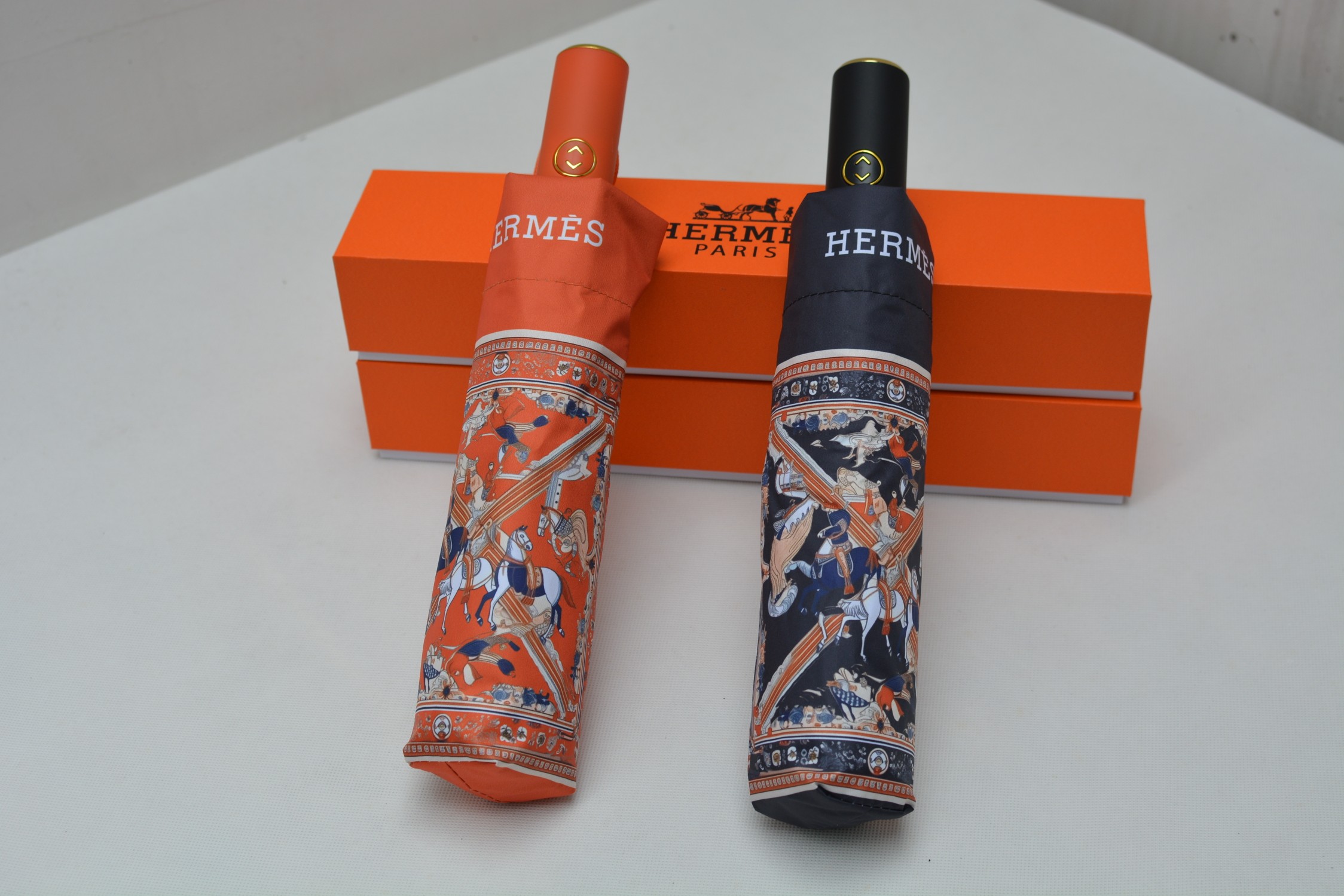 [TOP] HERMES Horse Carriage Umbrella - 2 Colors