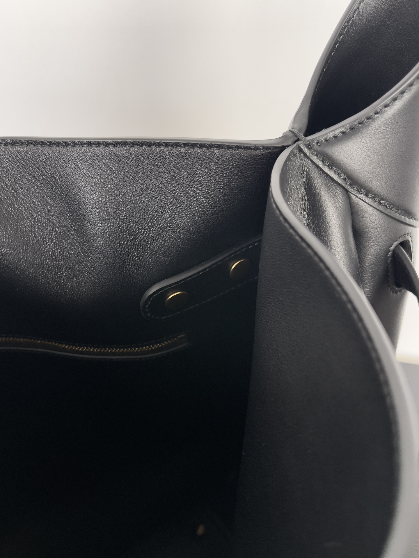 [TOP] BALENCIAGA Bel Air Hobo Bag 25.9 *26.9*9.9cm/43.9*39.8 *14.9cm - Black & GHW/SHW