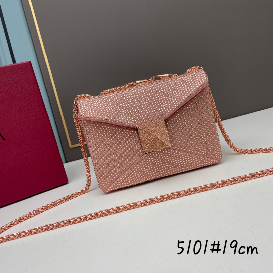 [TOP] VALENTINO One Stud Bag Embroidered Handbag 19x14x11cm - 4 Color