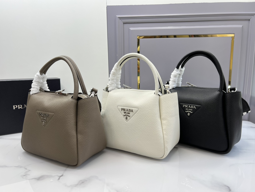 [TOP] PRADA Cowhide Handbag 23×21×13cm - 3 Colour