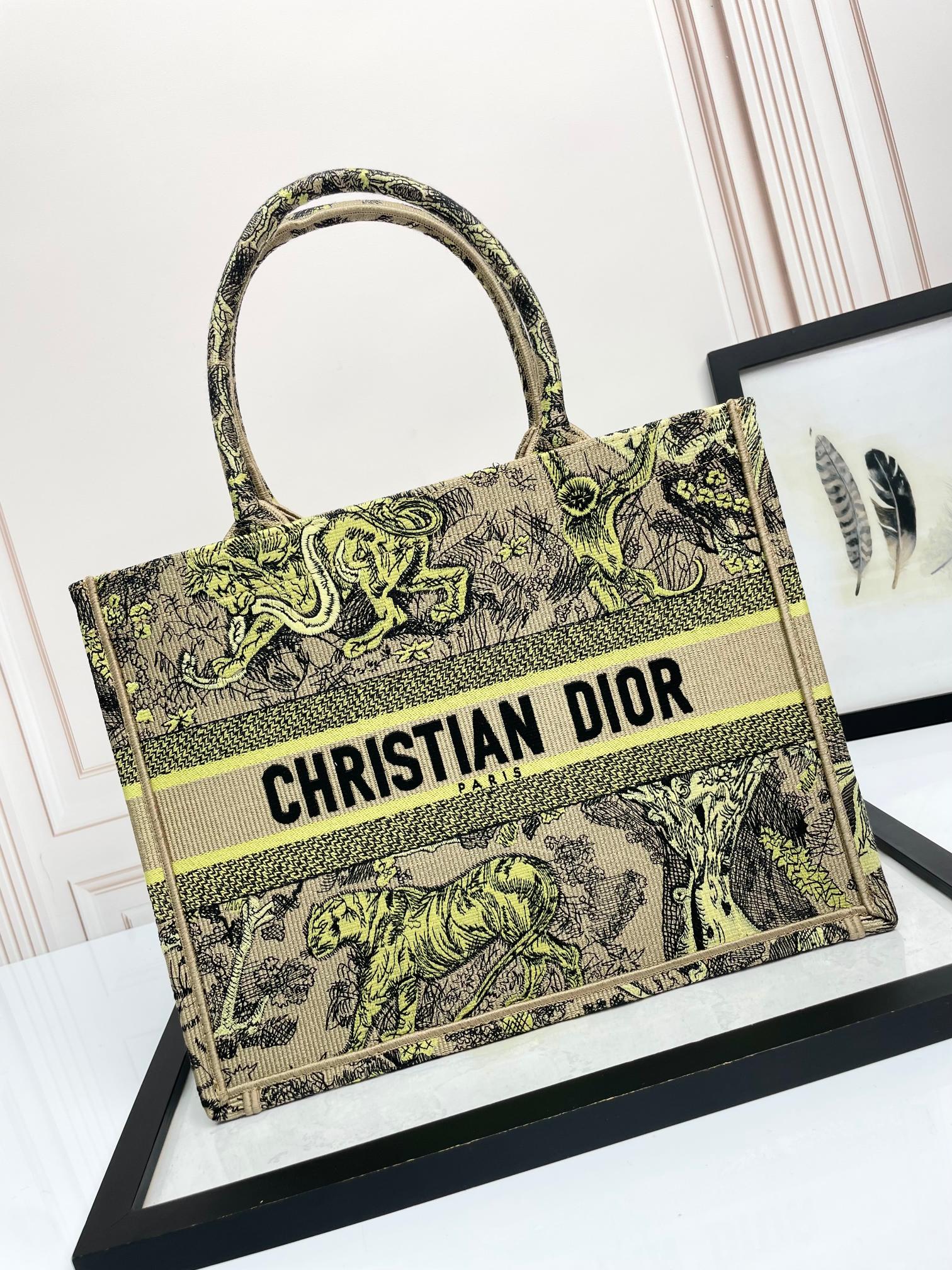 [TOP] Christian Dior Book Tote Bag 3 Sizes - Yellow