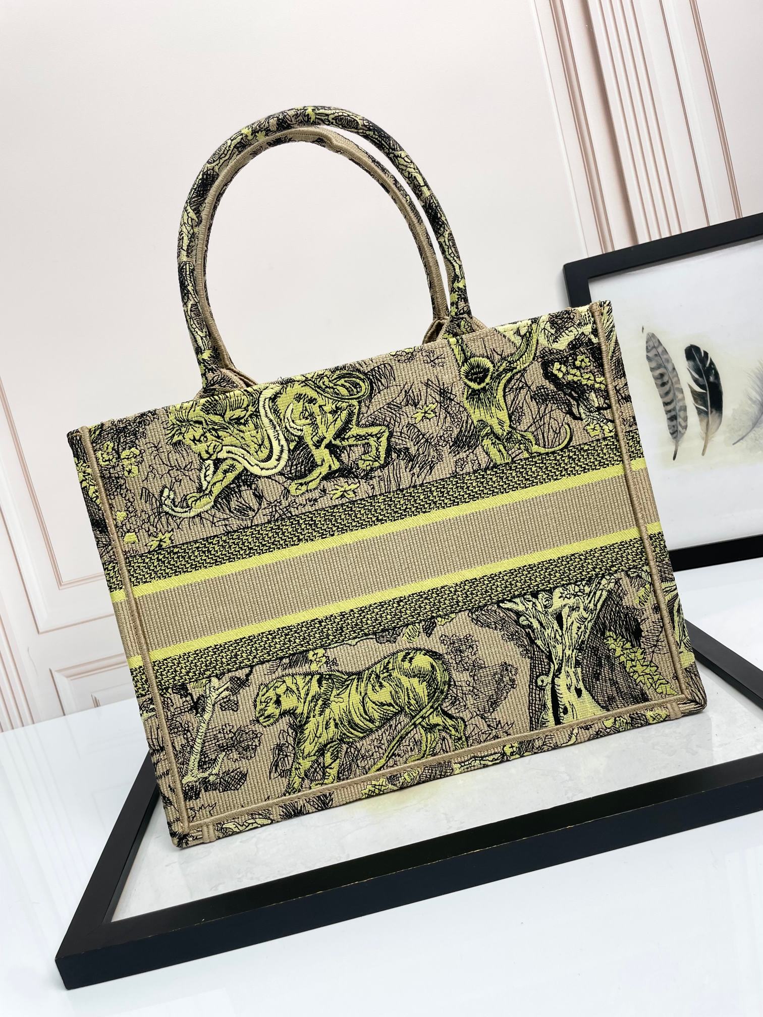 [TOP] Christian Dior Book Tote Bag 3 Sizes - Yellow