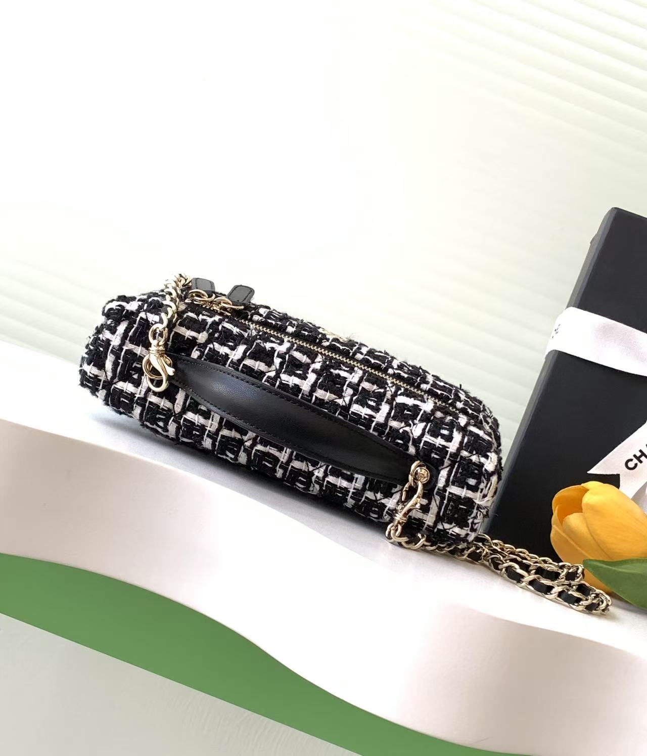 [TOP] CHANEL Vanity Case Bag 25C Chain Clutch Bag Denim 17*19.5*5cm - Black