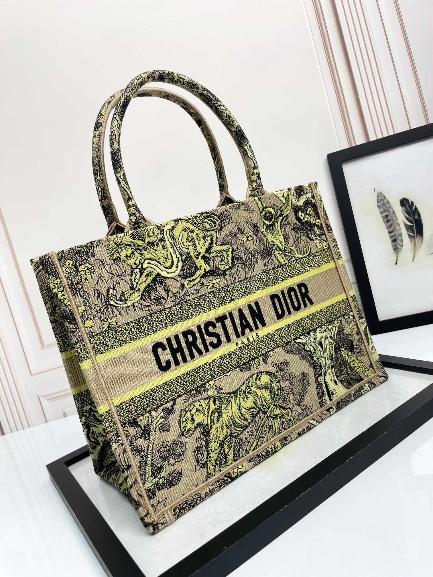 [TOP] Christian Dior Book Tote Bag 3 Sizes - Yellow