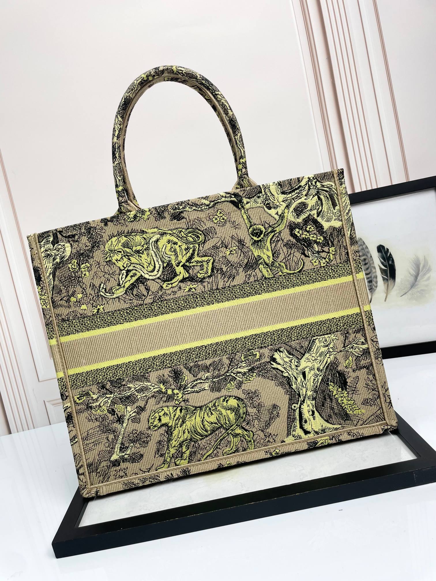 [TOP] Christian Dior Book Tote Bag 3 Sizes - Yellow