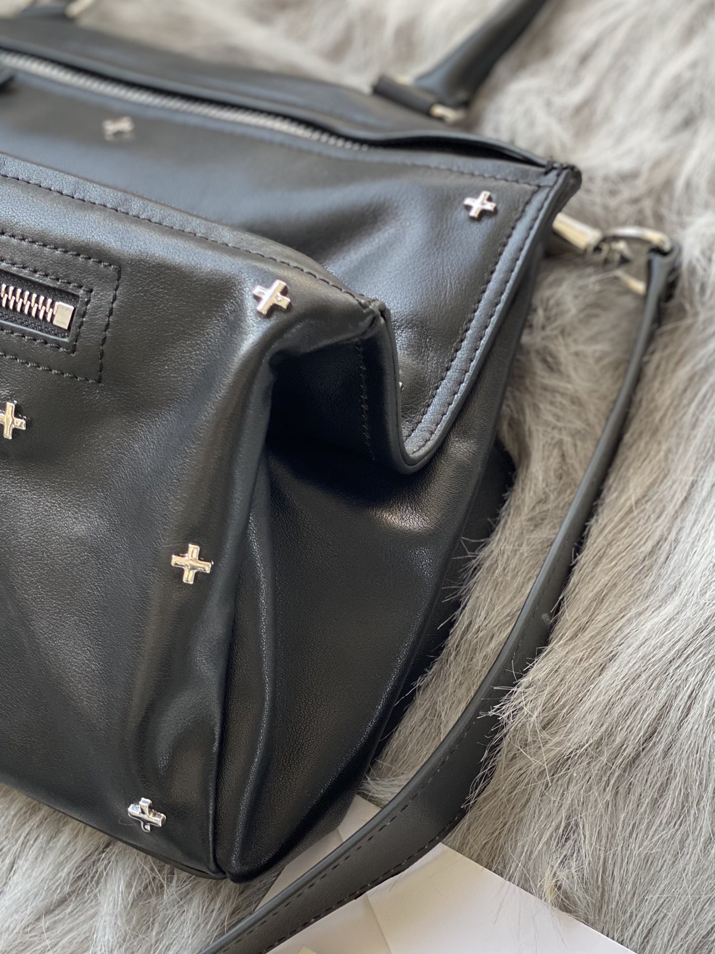 [TOP] GIVENCHY PANDORA Handbag 27×15×17 cm/33 x 16 x 16 cm - Black