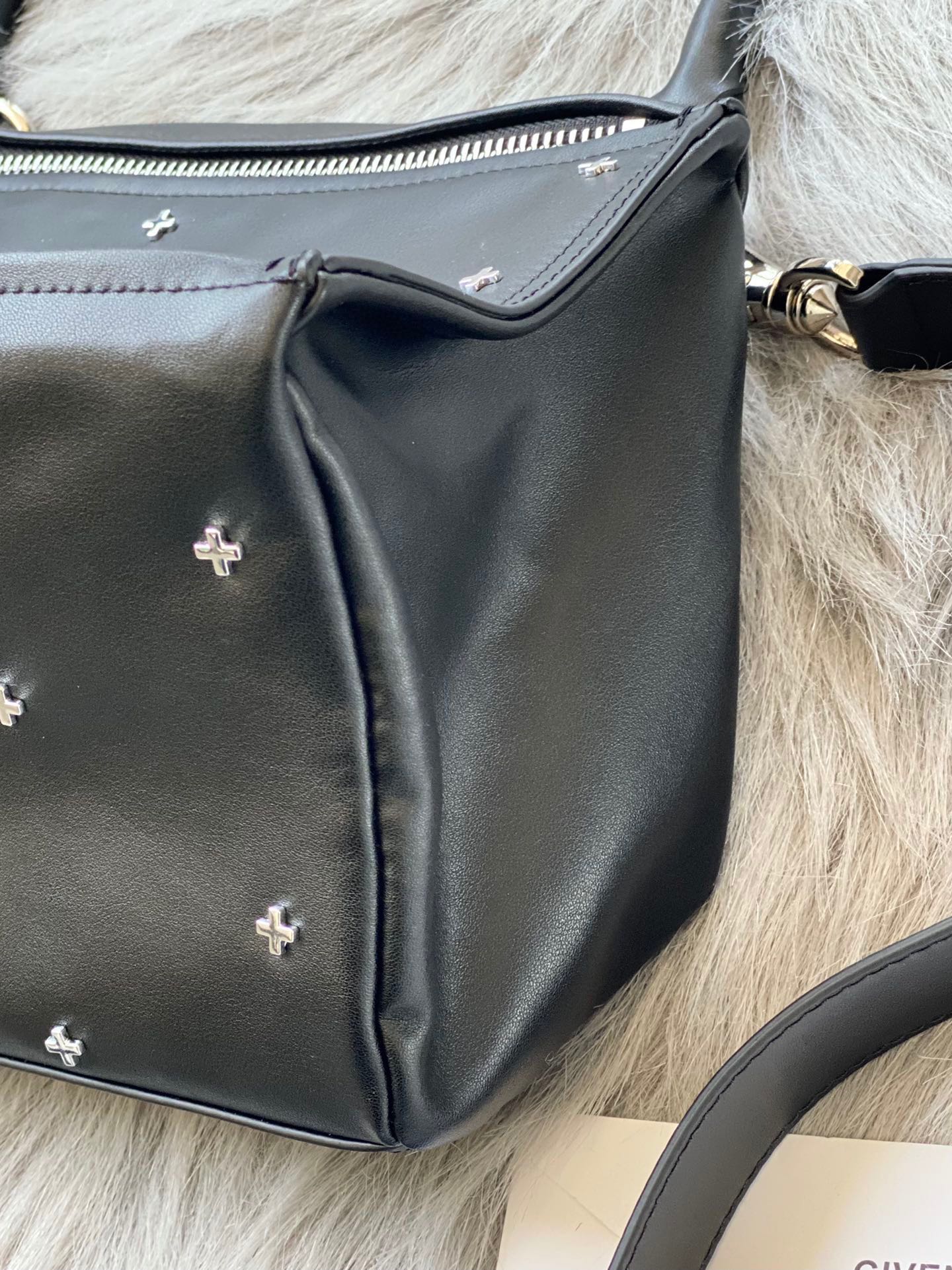 [TOP] GIVENCHY PANDORA Handbag 27×15×17 cm/33 x 16 x 16 cm - Black