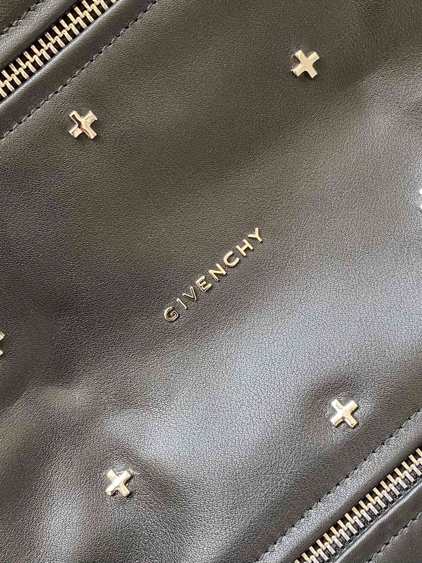 [TOP] GIVENCHY PANDORA Handbag 27×15×17 cm/33 x 16 x 16 cm - Black