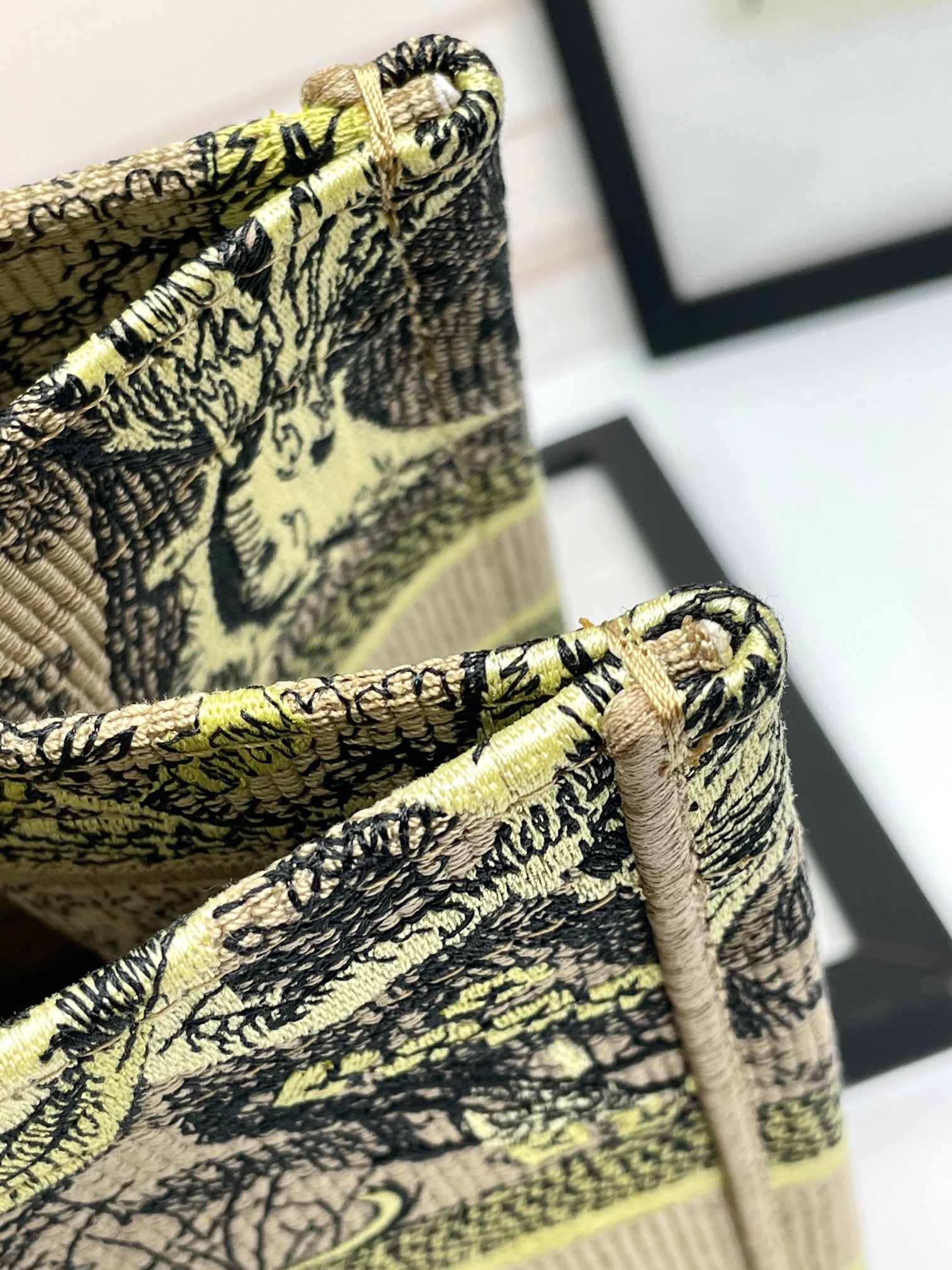 [TOP] Christian Dior Book Tote Bag 3 Sizes - Yellow