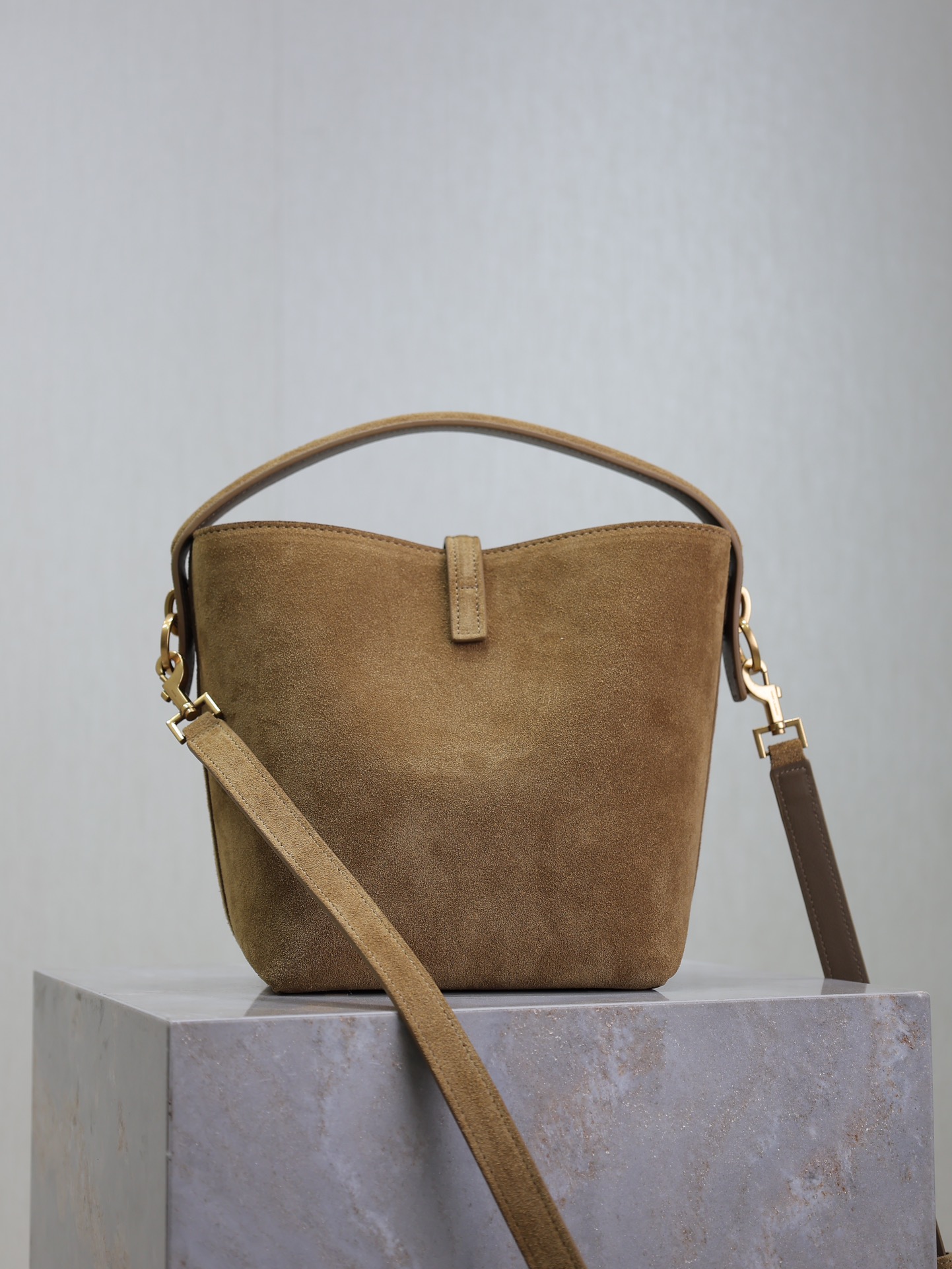 [TOP] Yves Saint Laurent YSL Le 37 in Suede 17×20×13cm/26×20×12cm - Golden Leaf&GHW