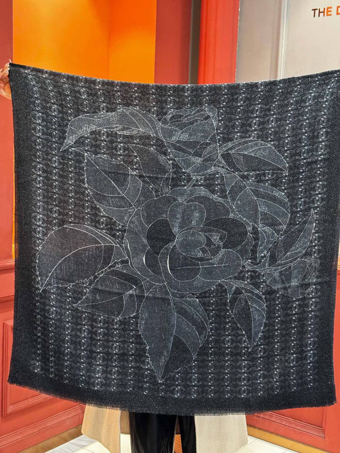 [TOP] CHANEL Cashmere Scarf 110x200cm - 2 Colors