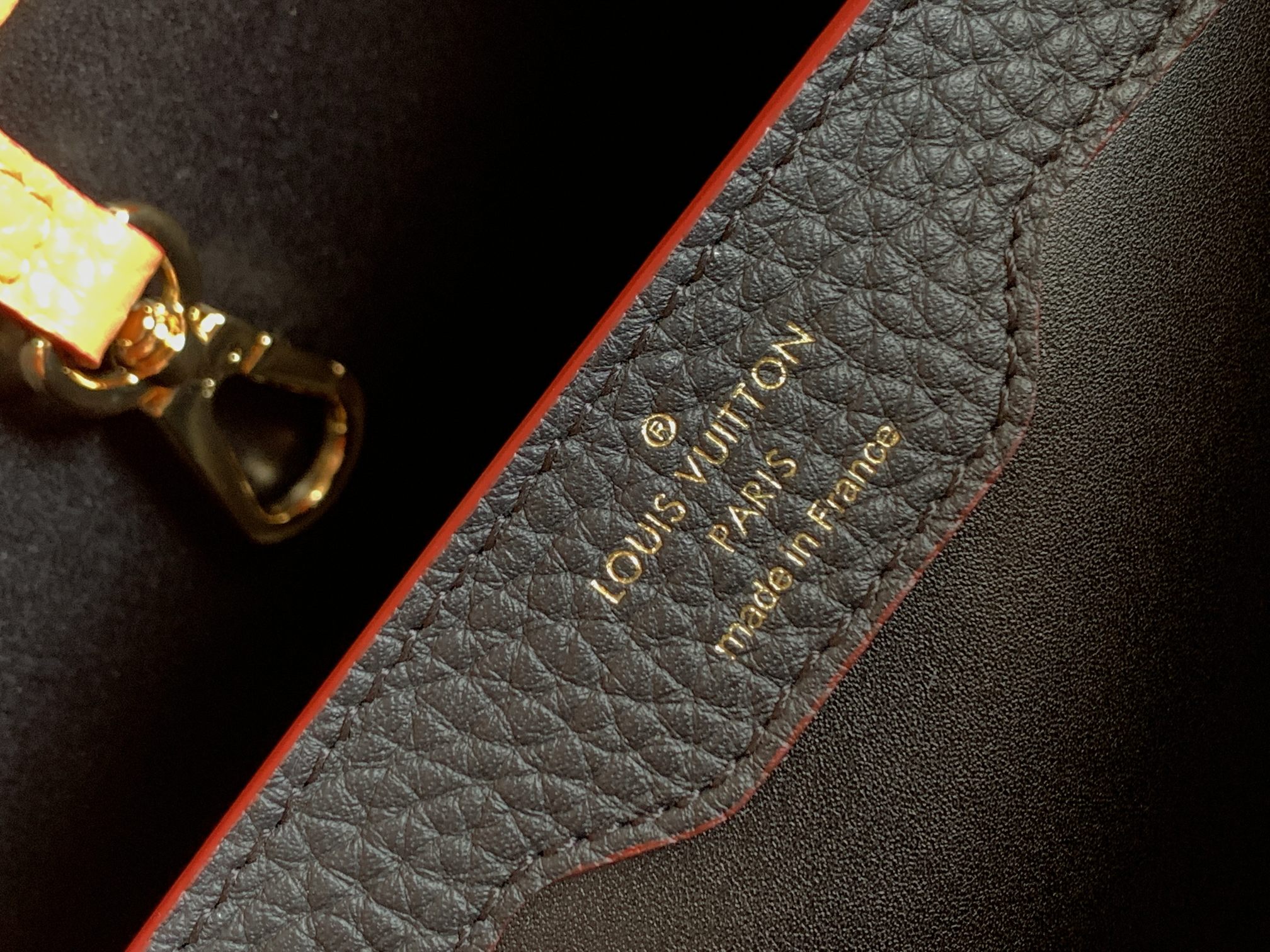 [TOP] Louis Vuitton LV Capucines Bag 31.5x20x11cm - Black with Dark Apricot