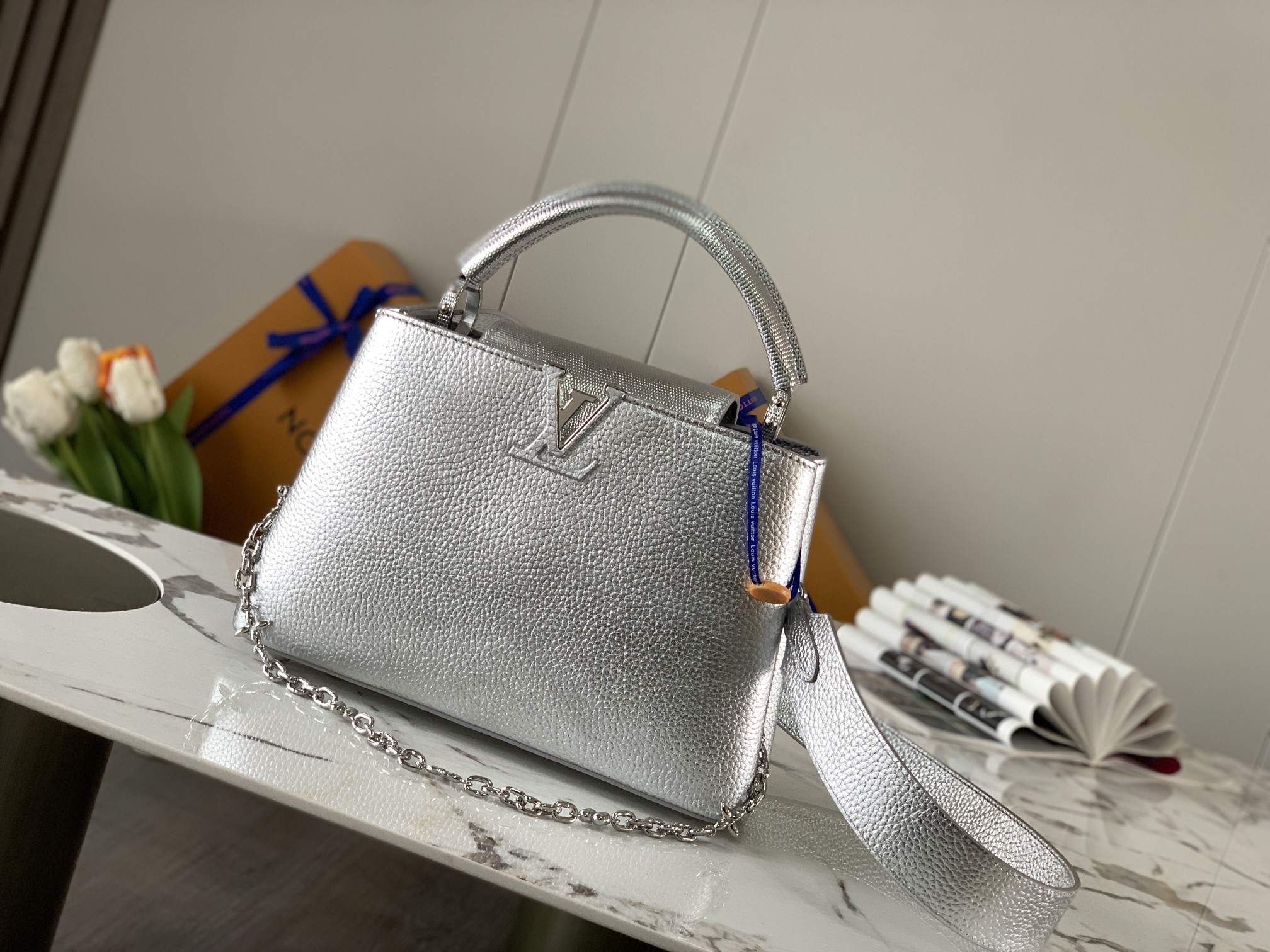 [TOP] Louis Vuitton LV Capucines Bag 26.5x17.5x9cm/31.5x20x11cm - Sliver