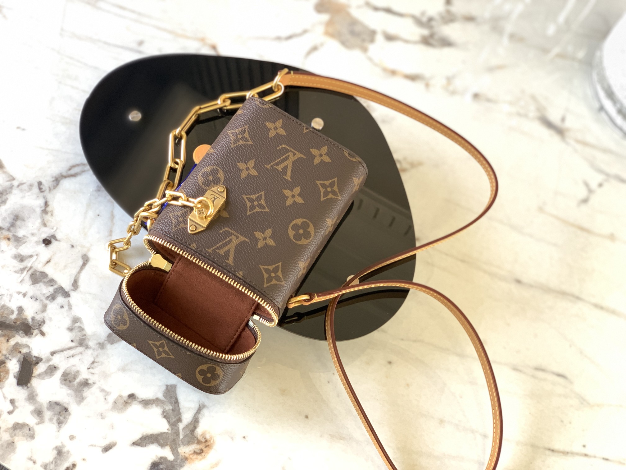 [TOP] Louis Vuitton LV Phone Box Monogram Bag 10.5 x 17.0 x 5.0 cm - Brown