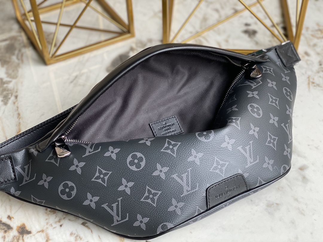 [TOP] Louis Vuitton LV Discovery Waist Bag Monogram Shadow Embossed Calfskin 47x20x9cm - Black