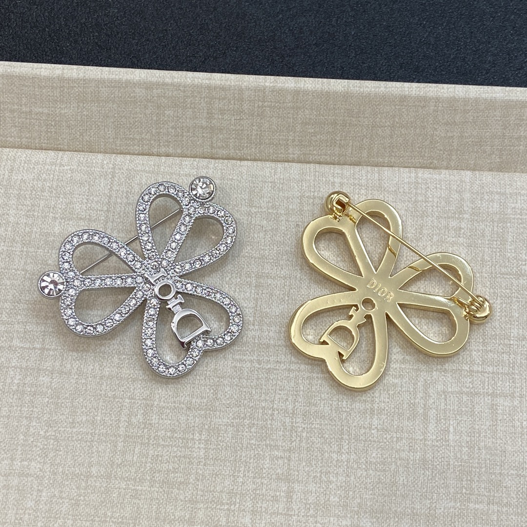 [TOP] Christian Dior  Brooch - 2 Color