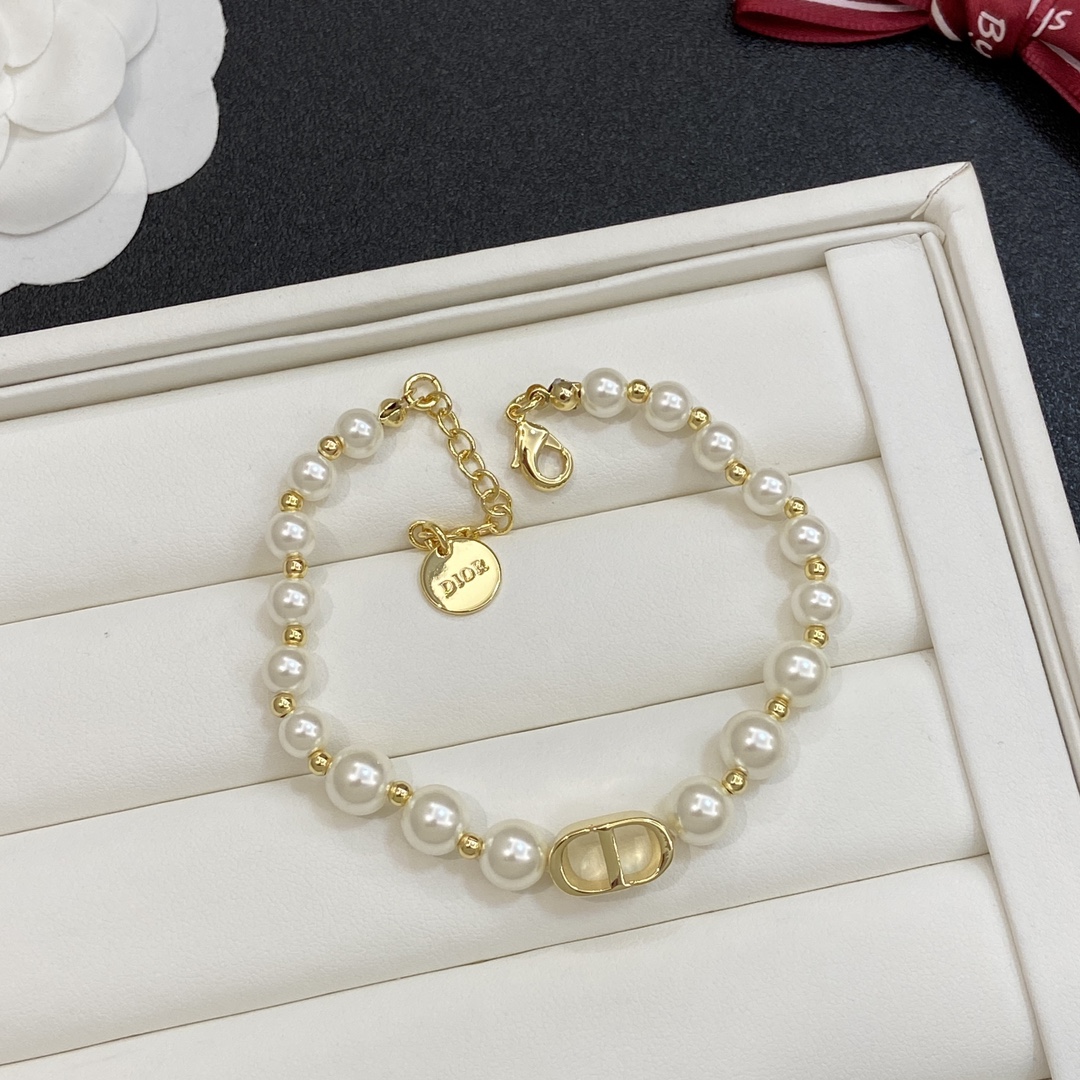 [TOP] Christian Dior CD  Bracelet - Gold