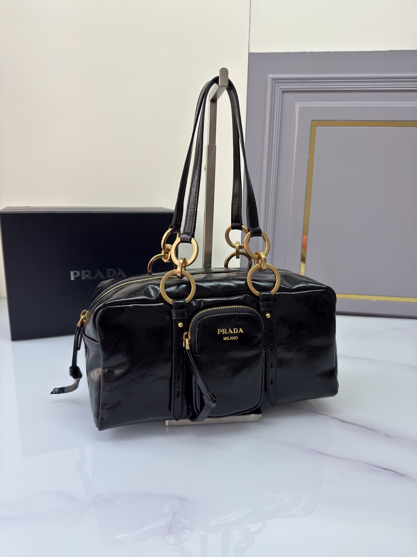 [Top] PRADA Oil Wax Leather Bag 30x14x13.5cm - 3 Colour