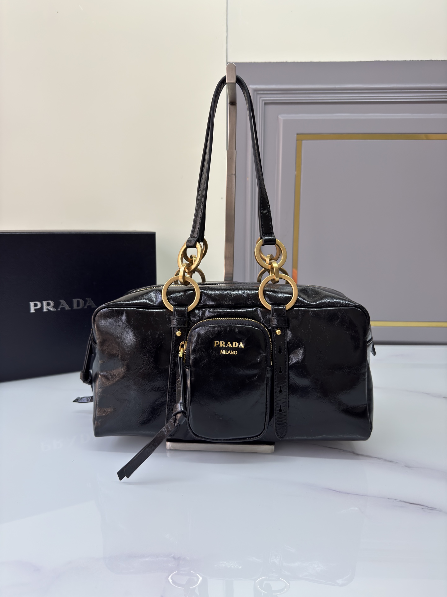 [Top] PRADA Oil Wax Leather Bag 30x14x13.5cm - 3 Colour