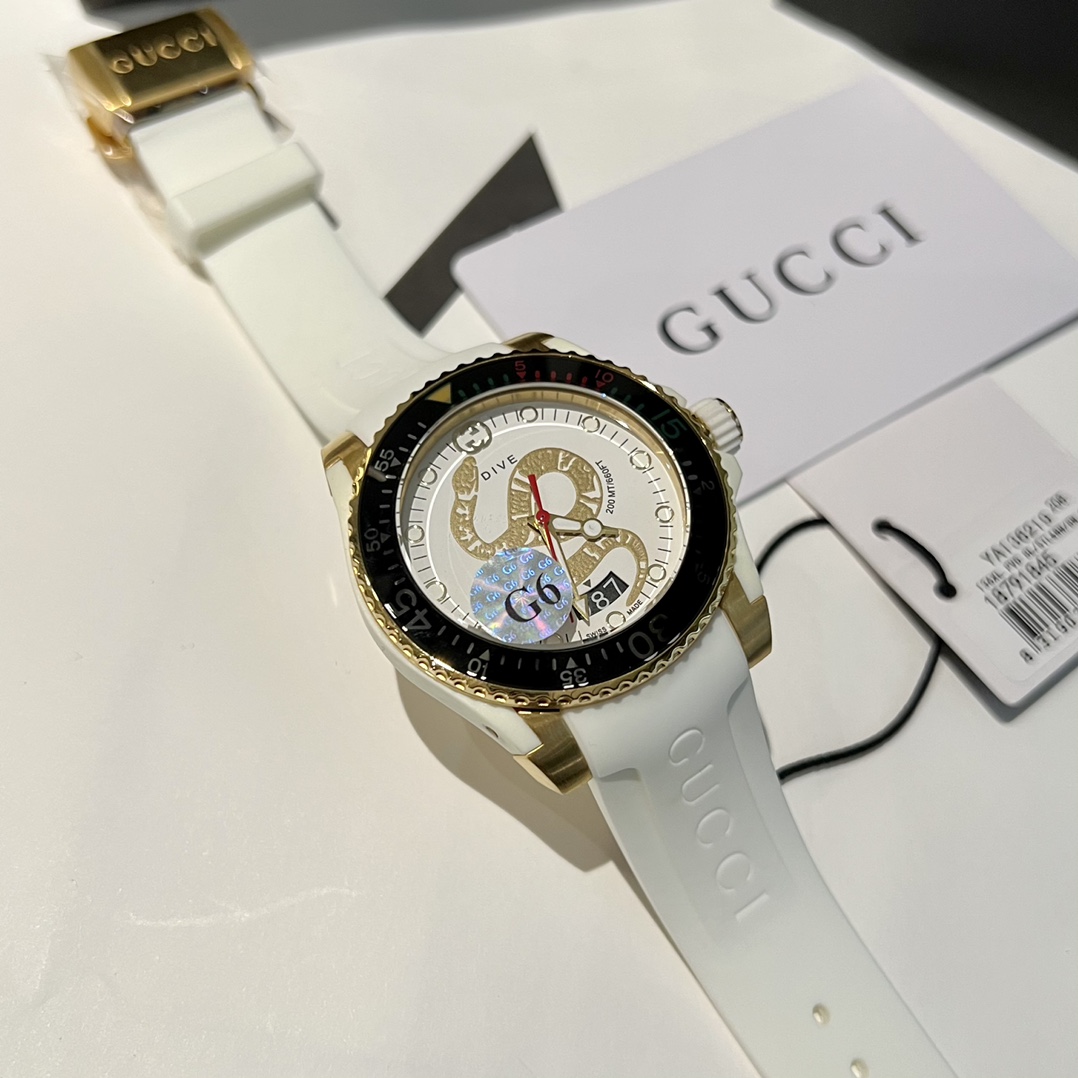 [TOP] GUCCI Watch with Snake Pattern 40mm - White