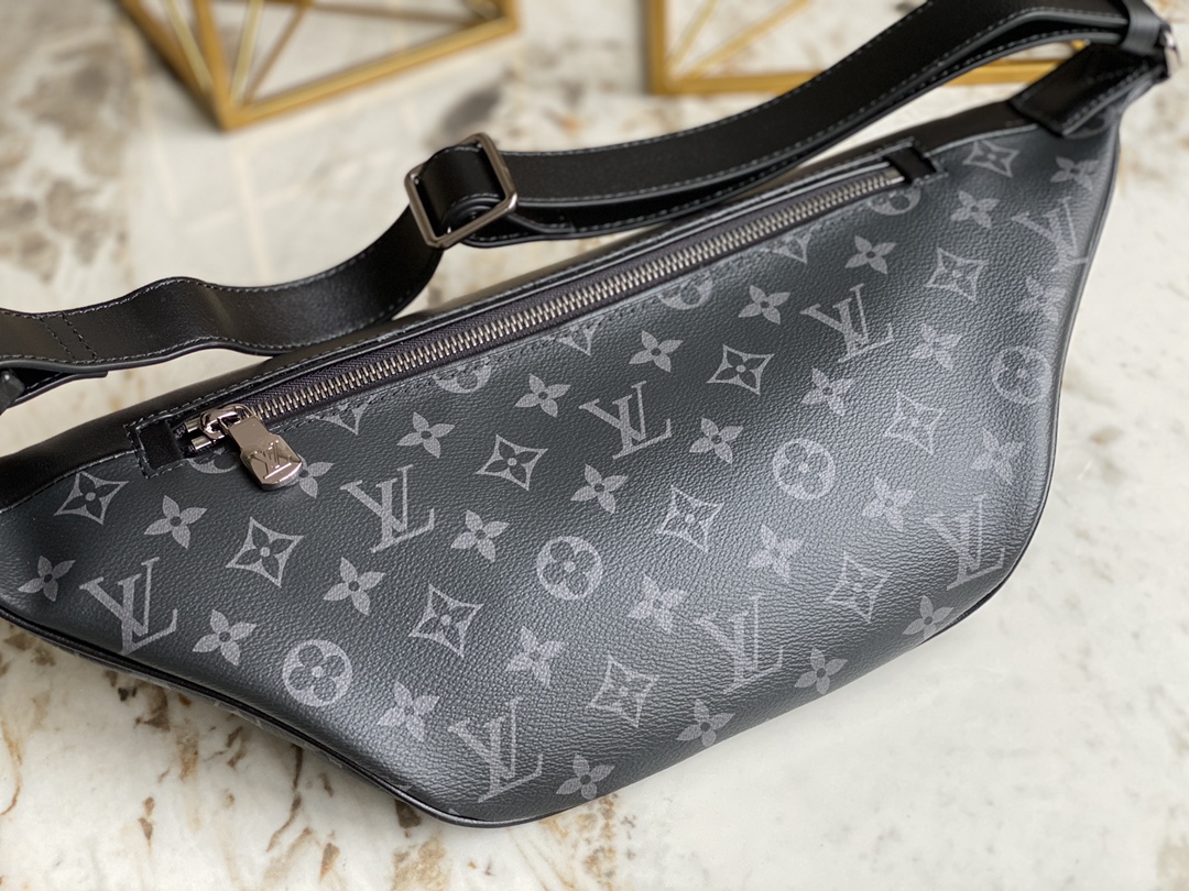 [TOP] Louis Vuitton LV Discovery Waist Bag Monogram Shadow Embossed Calfskin 47x20x9cm - Black
