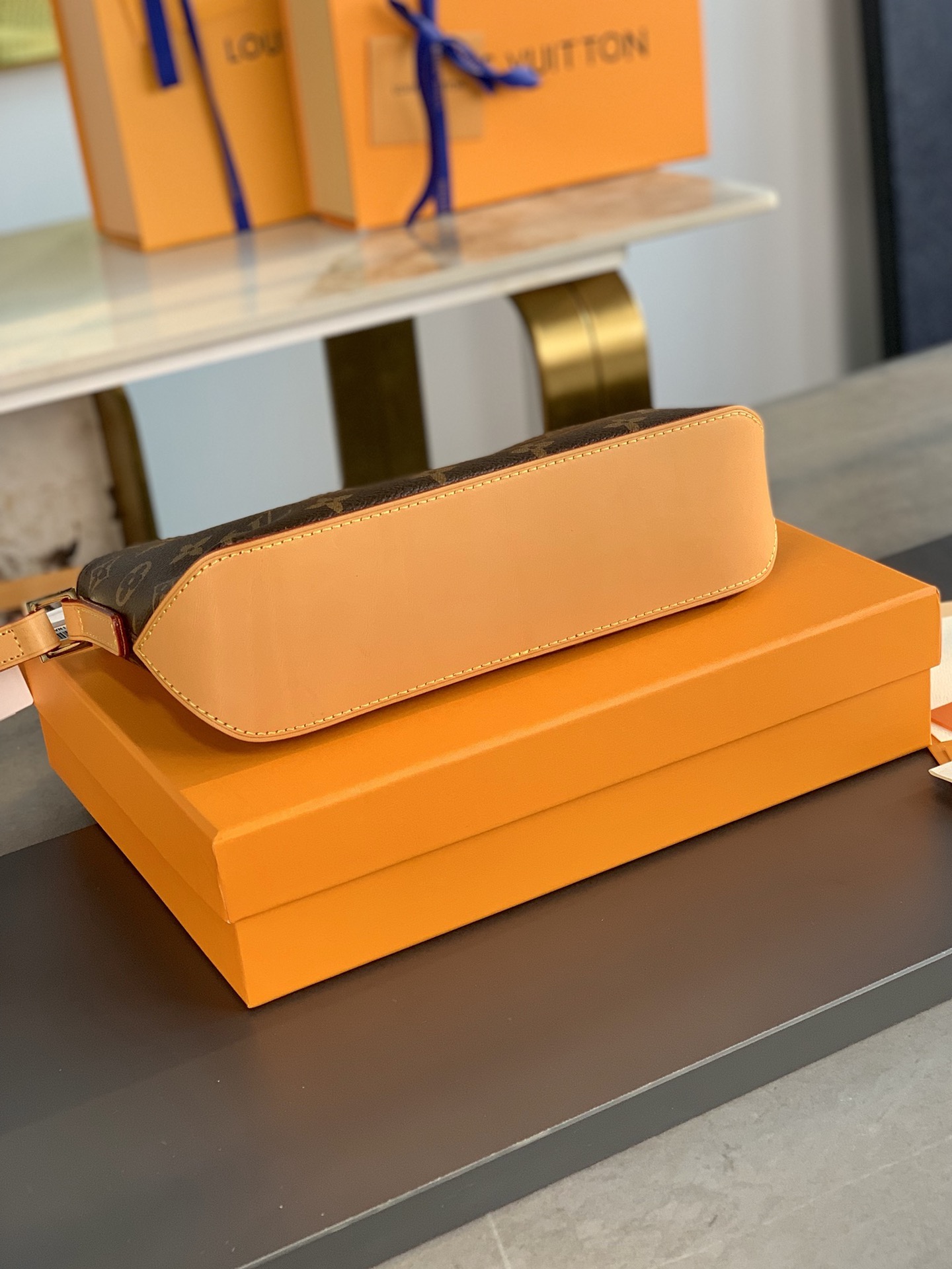 [TOP] Louis Vuitton LV Twicr Shoulder Bag Monogram 25x13x7.5cm - Brown