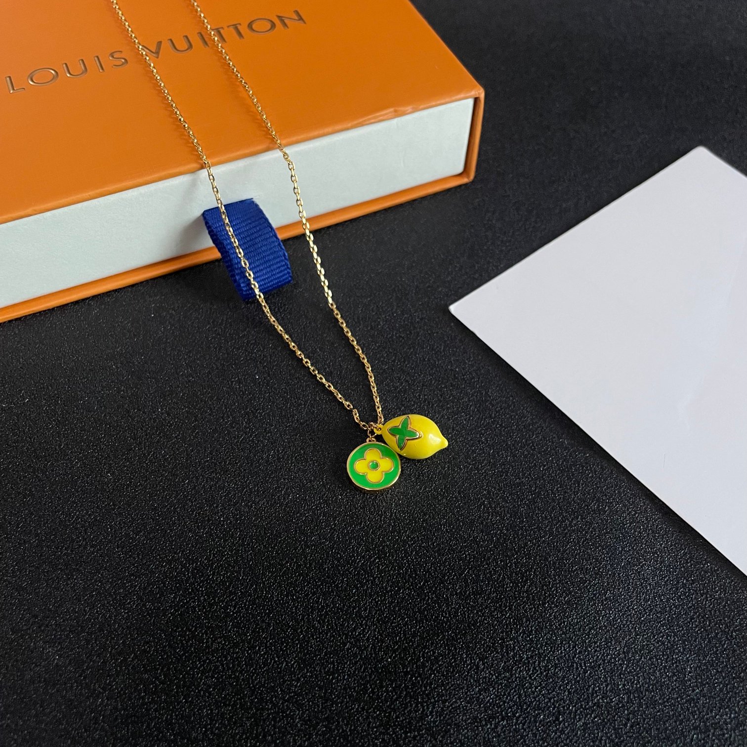 [TOP] Louis Vuitton LV Lemon Necklace - Yellow