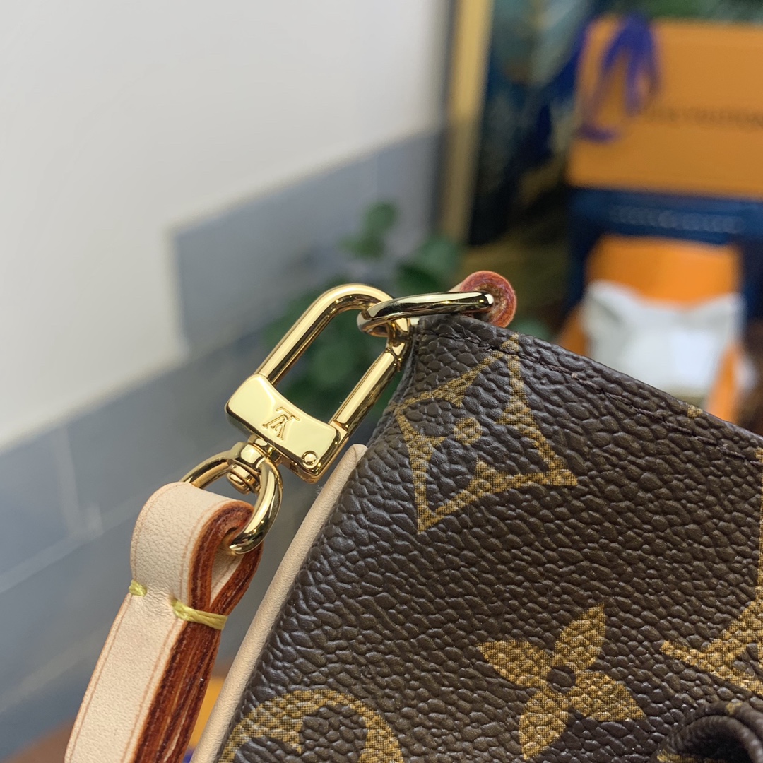 [TOP] Louis Vuitton LV Monogram Hand Bag 19x19x5cm - Brown