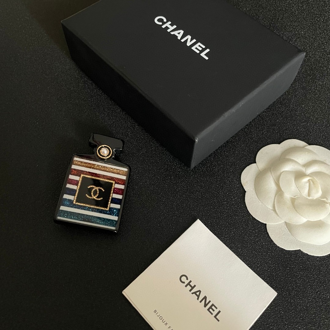 [TOP] CHANEL Perfume Bottle Brooch - Black