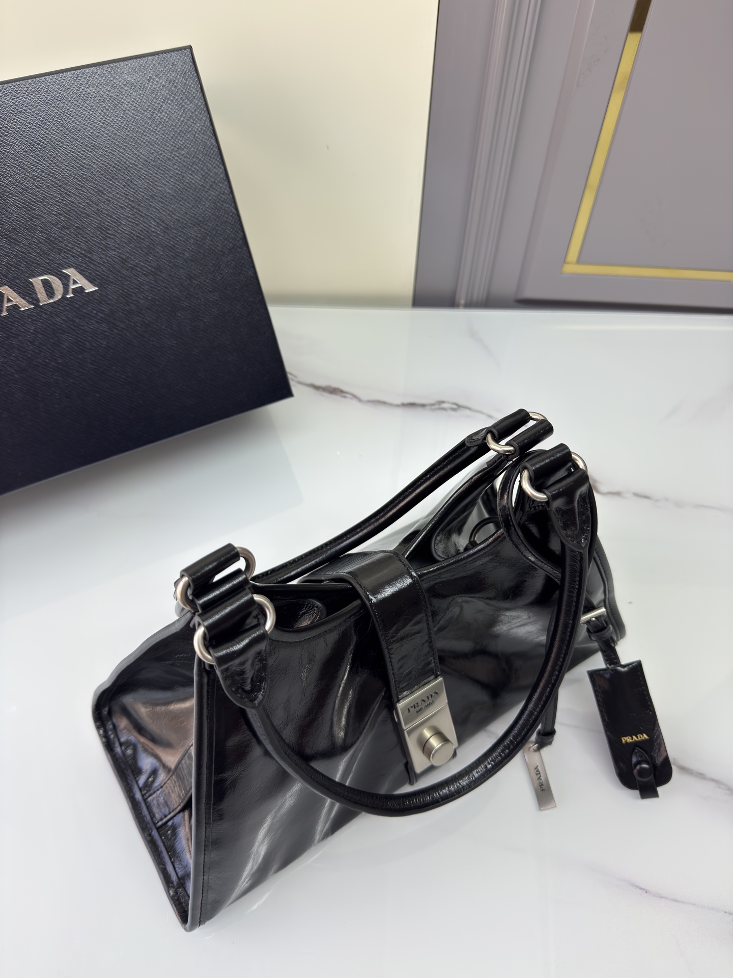[TOP] PRADA Handbag Oil Wax 30.5x17.5x9cm - 5 Colour