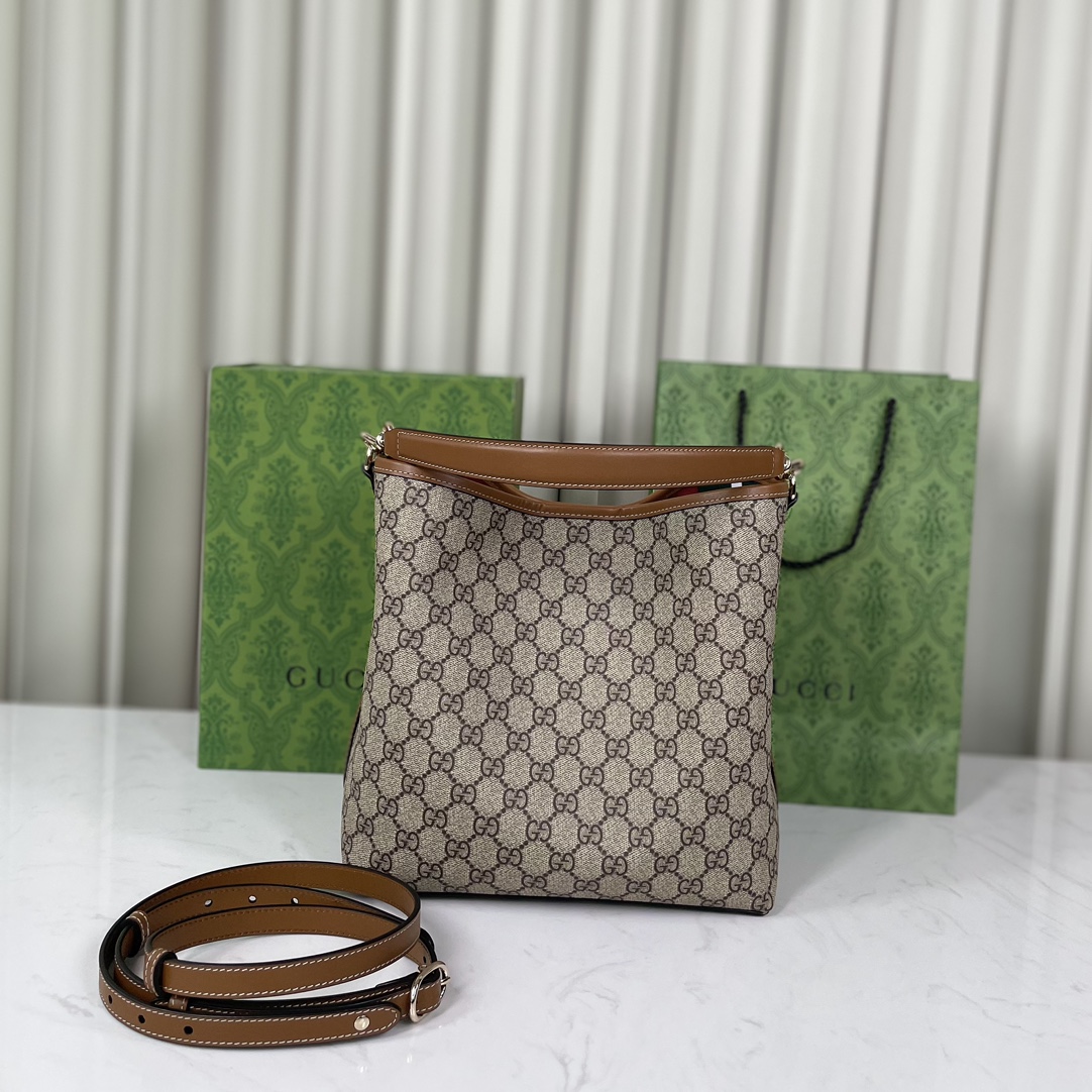 [TOP] GUCCI GG Emblen Bucket Bag 25x25x15.5cm - 2 Colour